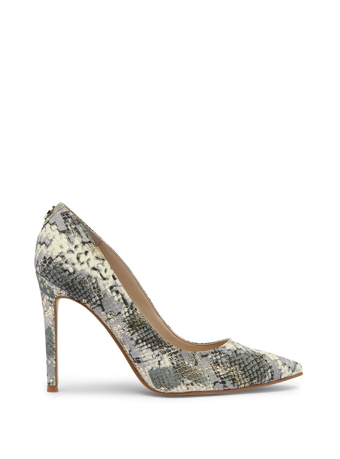 Guess crew hot sale pumps