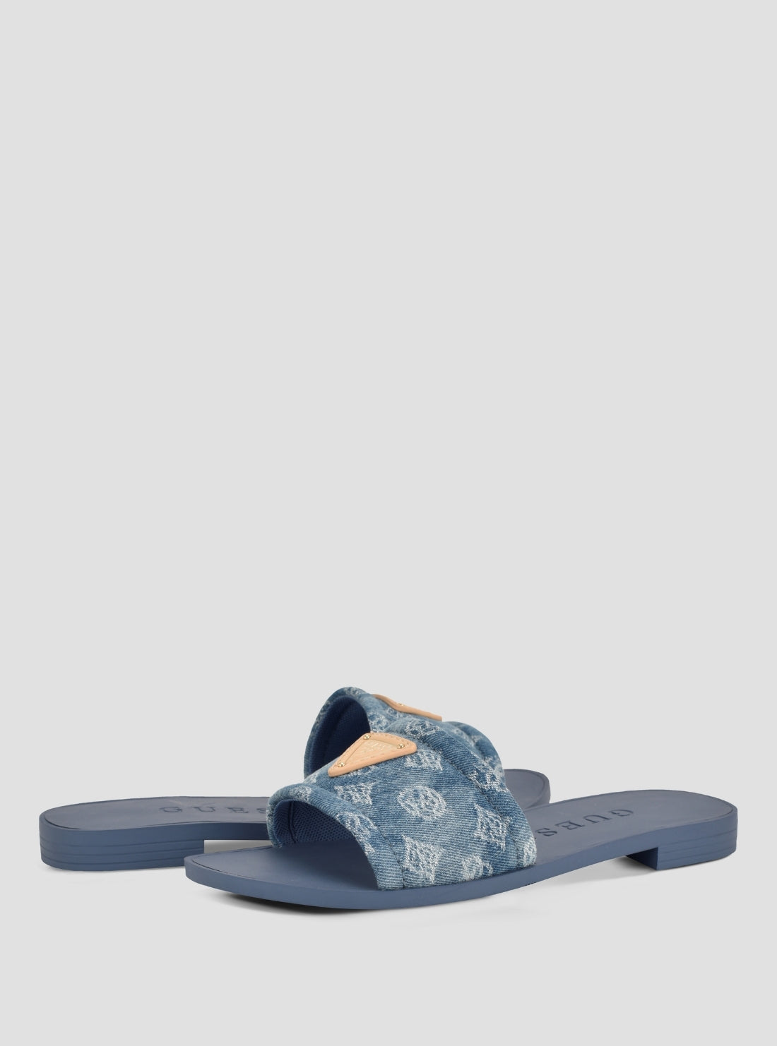 GUESS Womens Medium Blue Elysone Sandals ELYSONE Front Side View