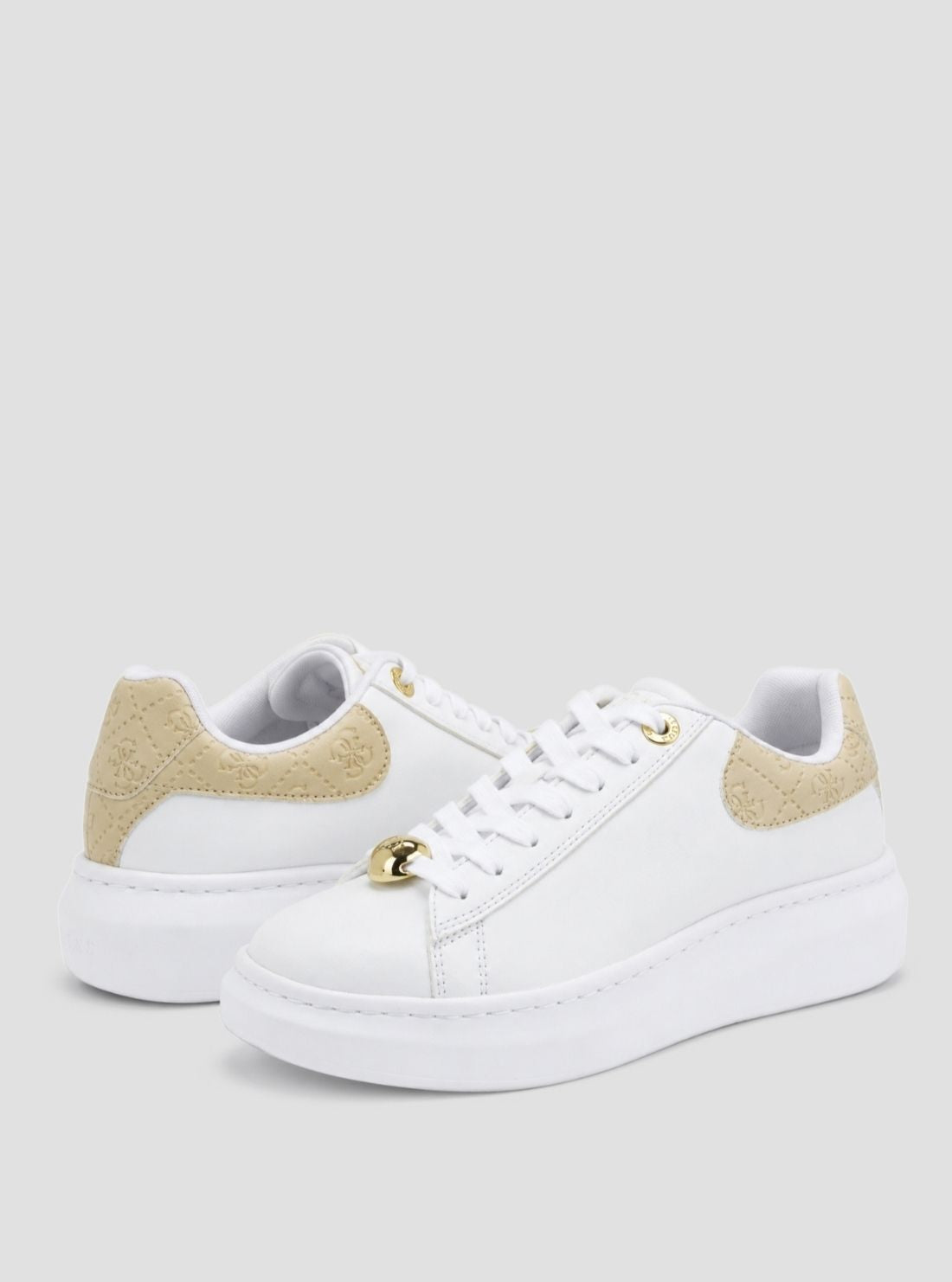 GUESS Womens White Fireup Sneakers FIREUP Front Side View