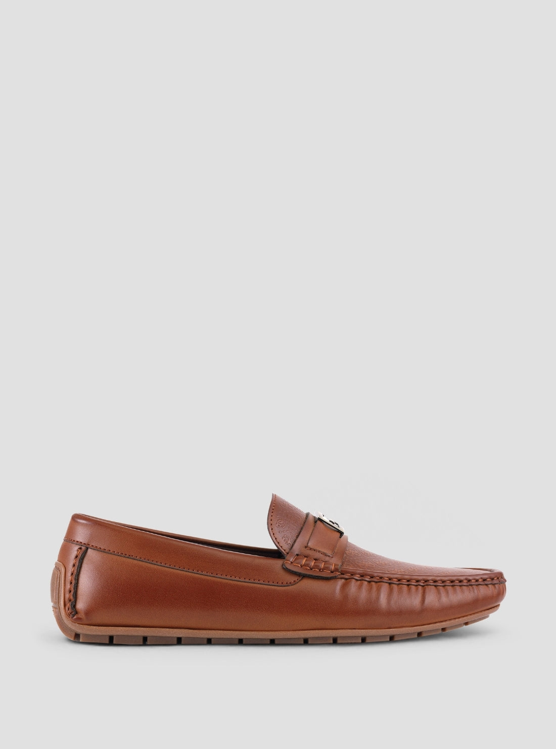 Brown Gade Logo Loafers | GUESS display picture 2