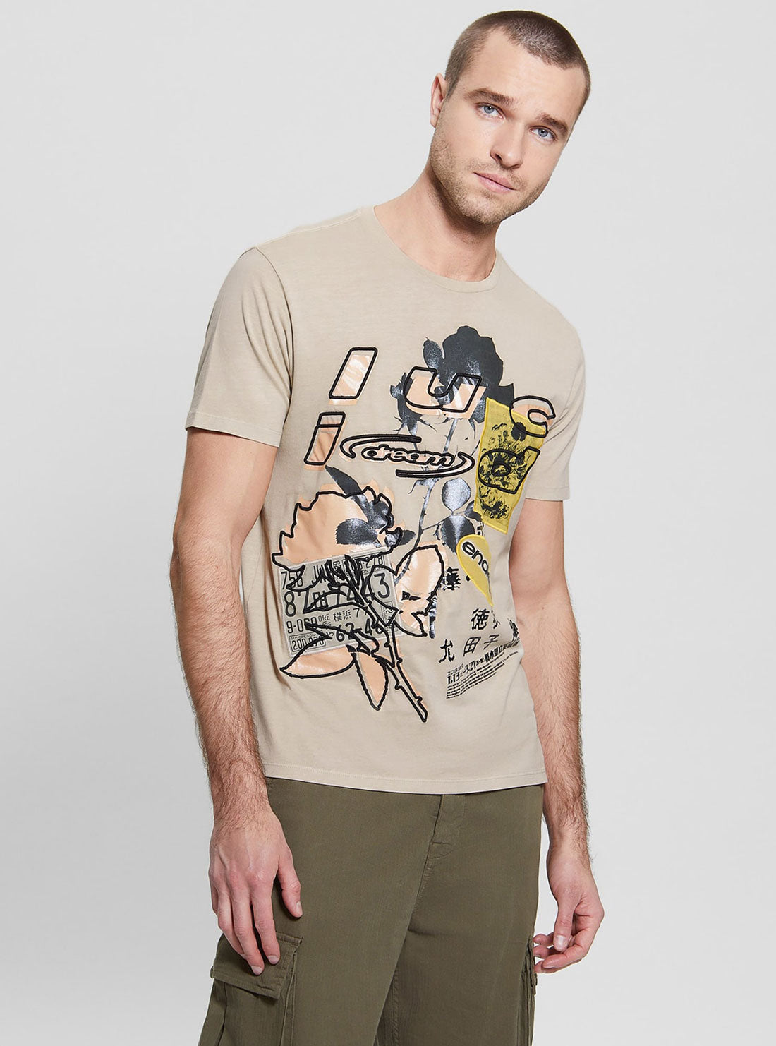 GUESS Men's Pearl Multi Lucid Dreams T-Shirt M3RI50KBDK0 Front View