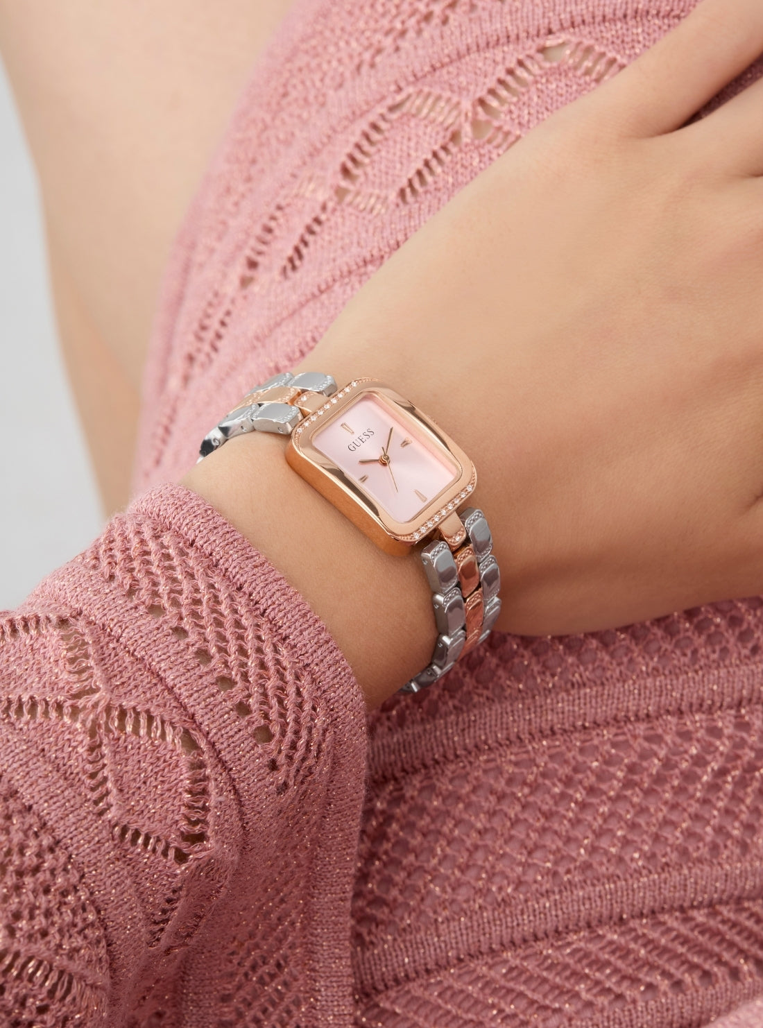 GUESS Womens Silver Rose-Gold Isla Watch GW0865L5 Detail View_4