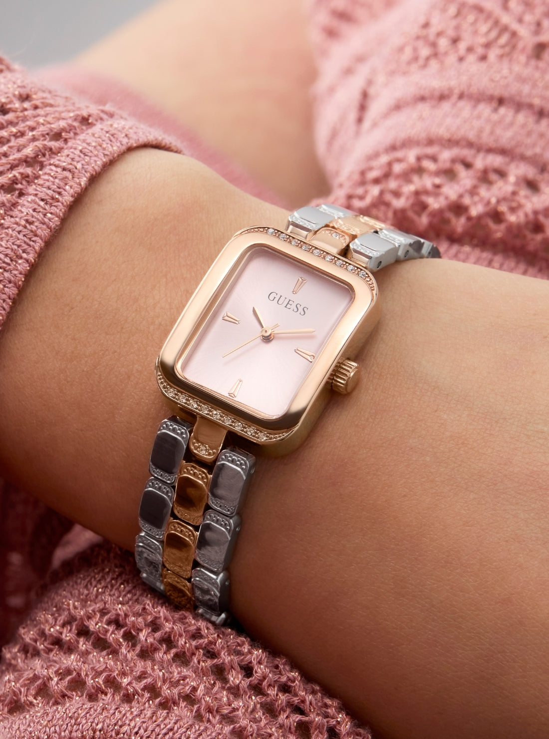 GUESS Womens Silver Rose-Gold Isla Watch GW0865L5 Detail View_3
