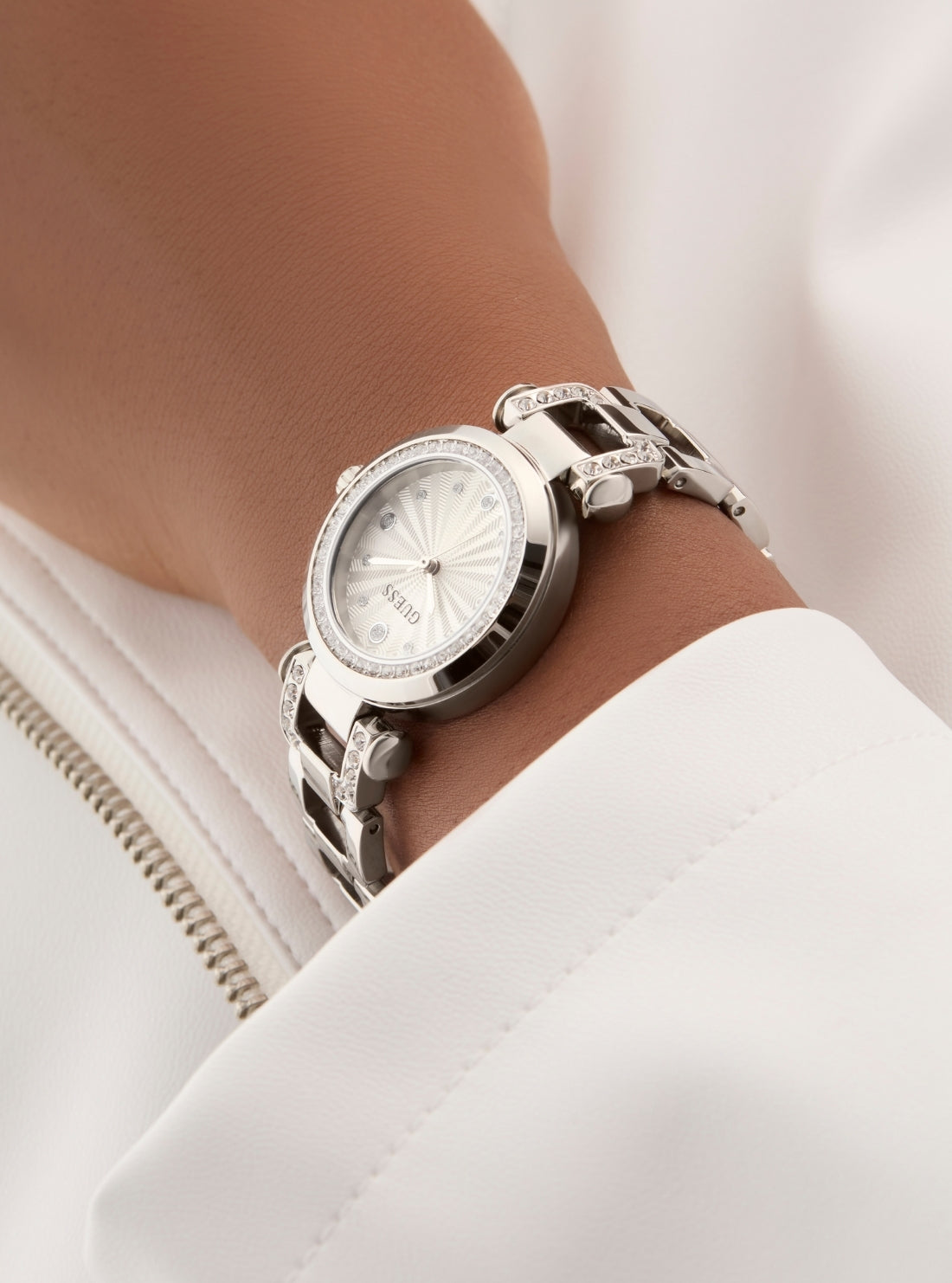 GUESS Accessories Silver Ginger Watch GW0869L3 Detail View_2
