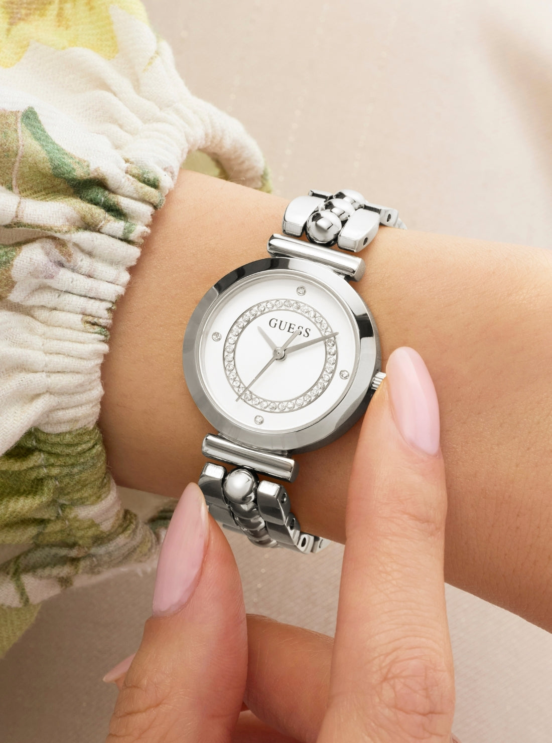 GUESS Accessories Silver Leena Watch GW0994L1 Detail View_1