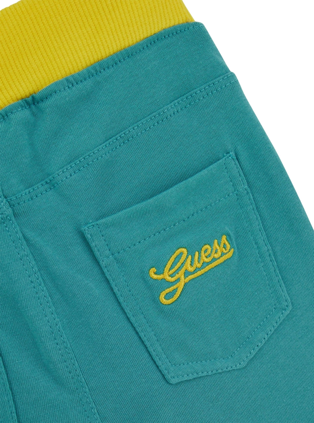 GUESS Kids Eco Multi Set T-Shirt and Jersey Shorts (3-24m) I5GG11K8HM4  Detail View