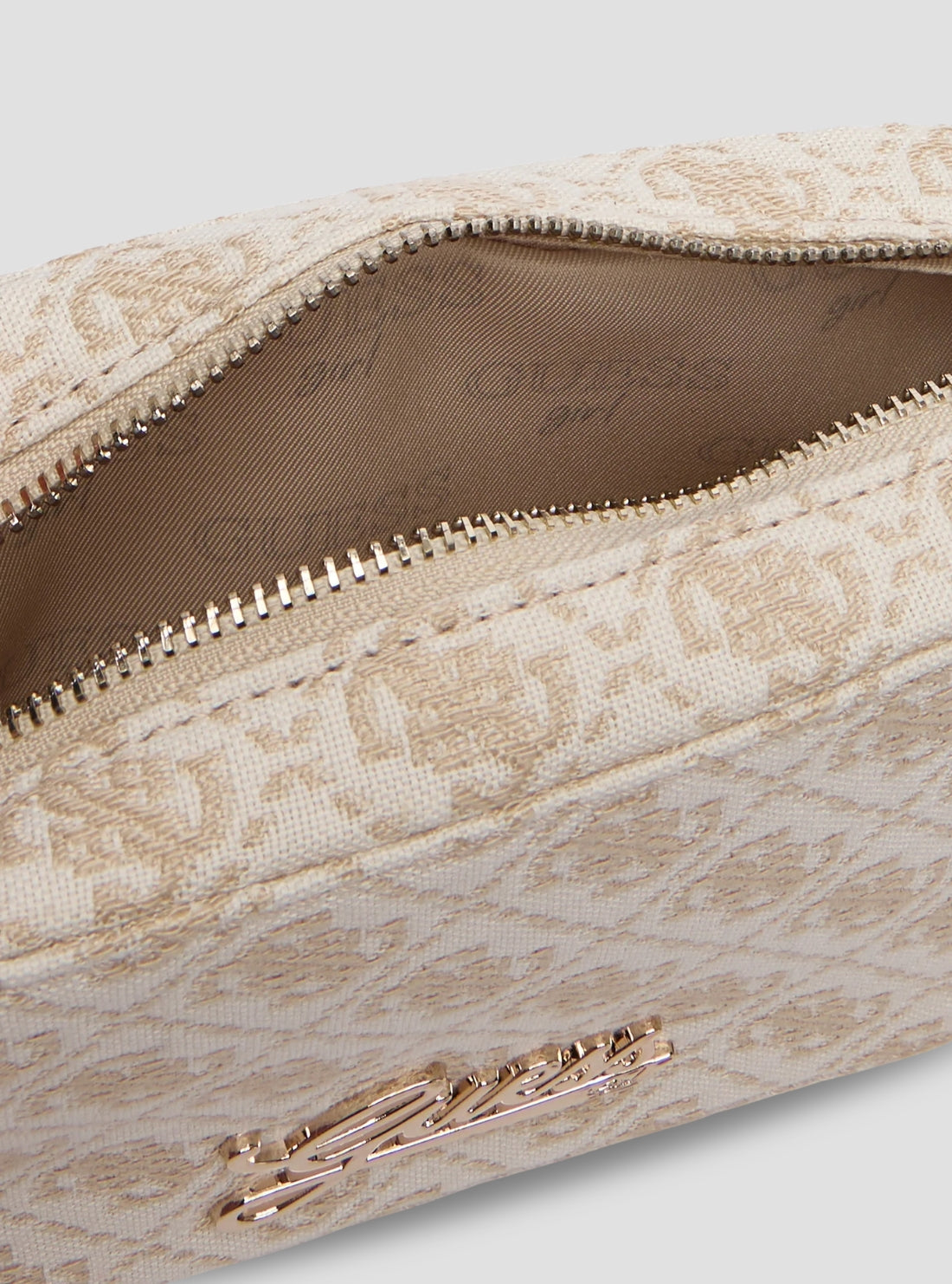 GUESS Kids Beige Logo Jacquard Camera Bag J5BZ30WFV20 Detail View_2