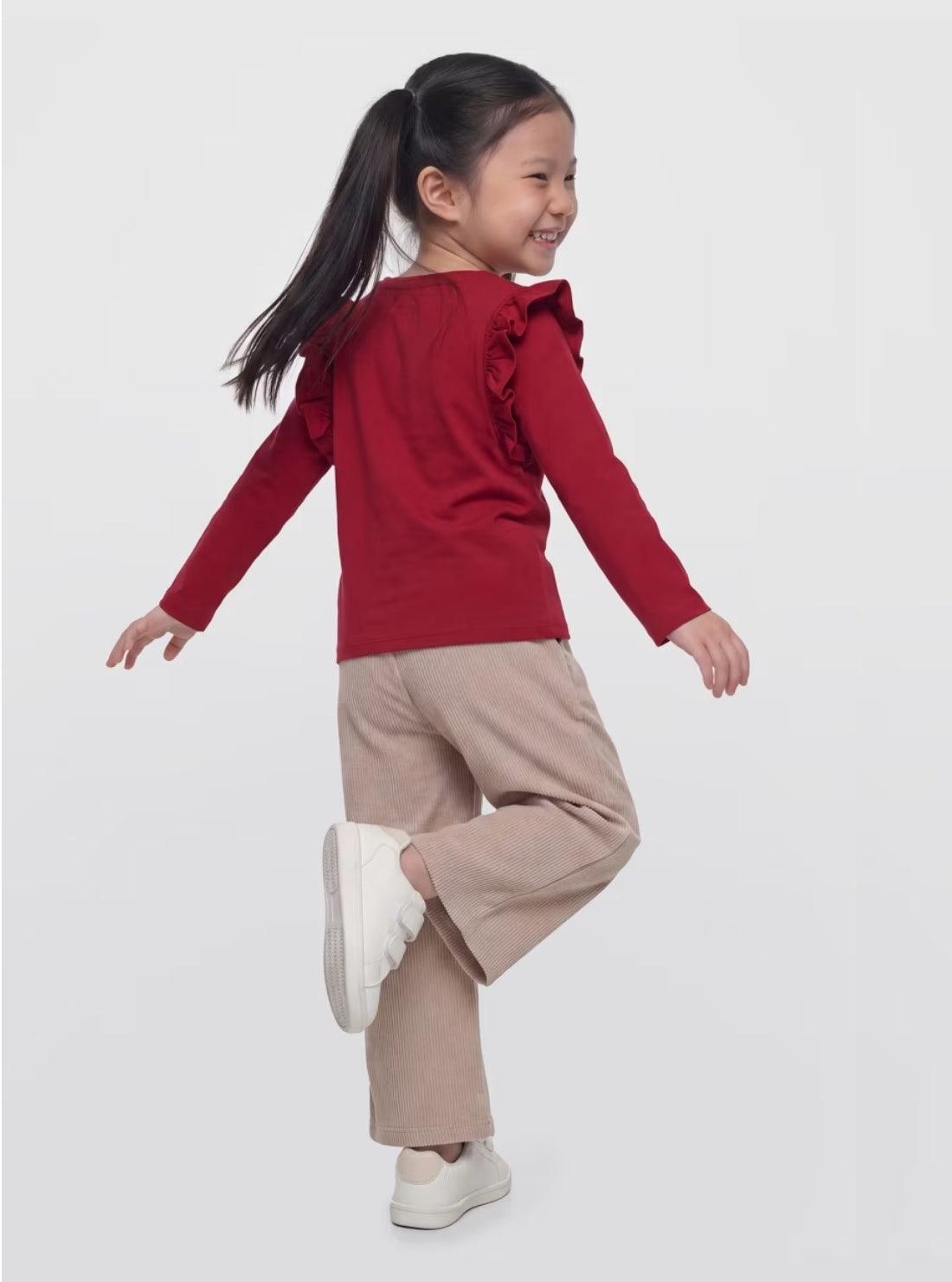 GUESS Kids Red Long Sleeve Bear T-Shirt (2-7) K6BI05K5802 Model View2