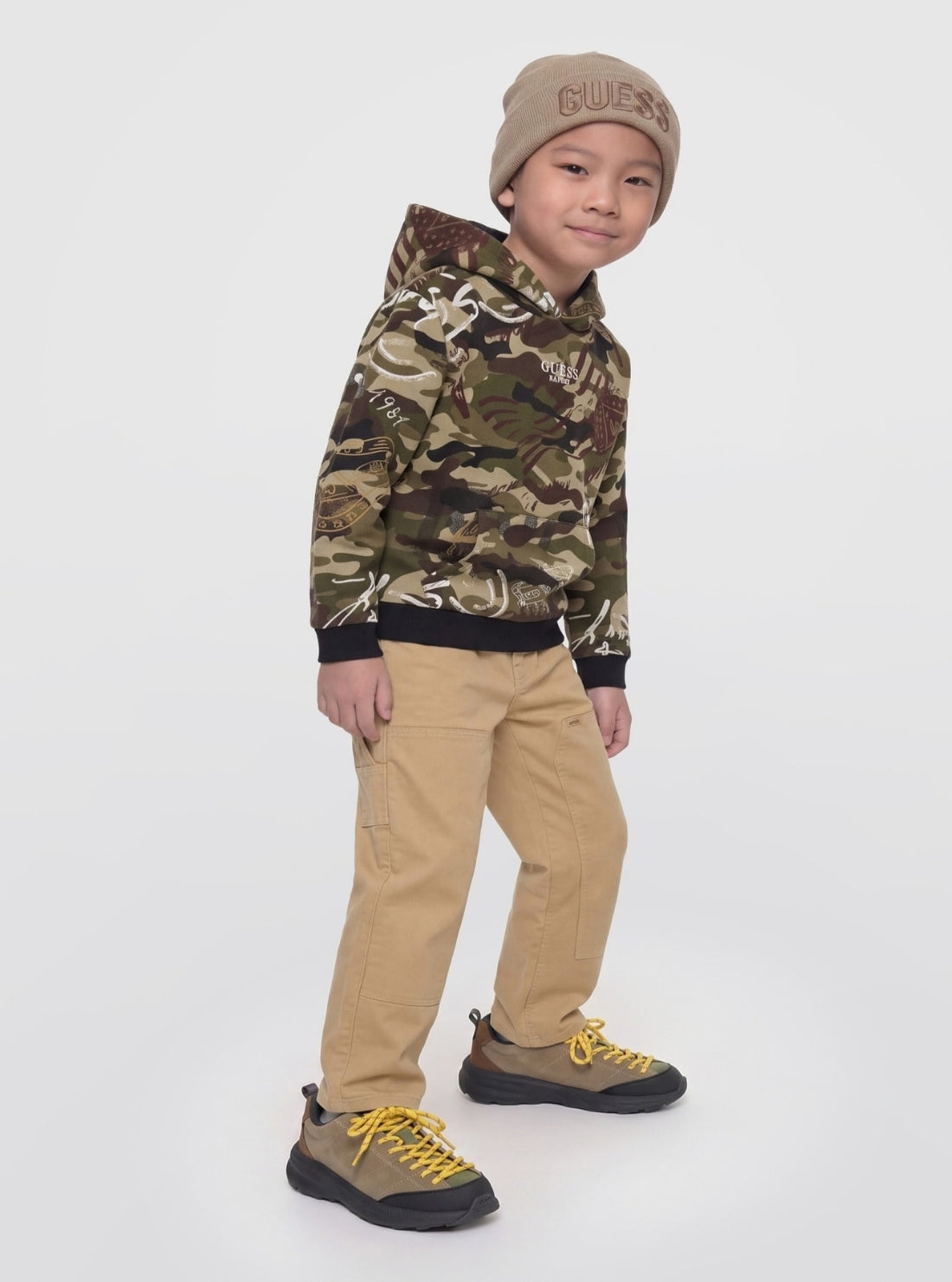 GUESS Kids Camo Vintage Graffiti Hoodie (7-16) L6BQ03K5918 Model View2