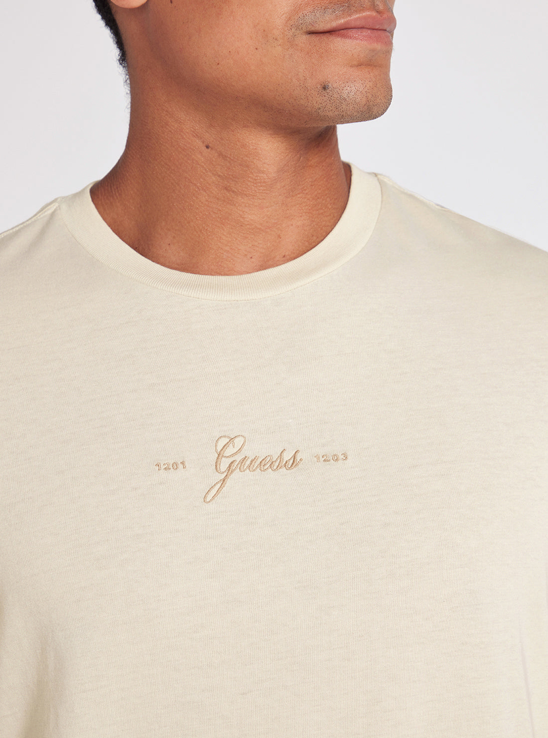 Cream Stacked 1981 Logo T-Shirt | GUESS Men's Apparel | detail view alt