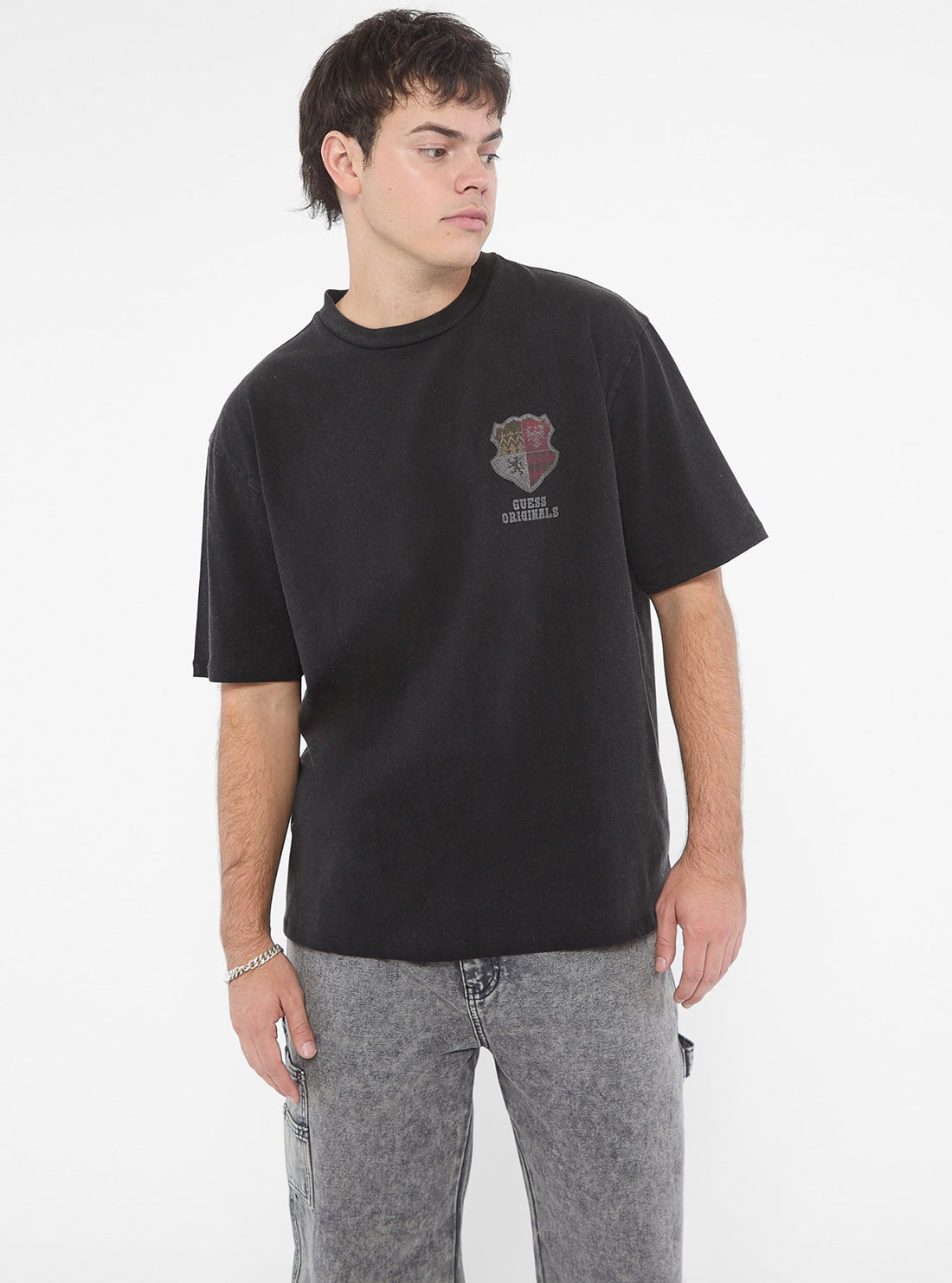 Guess Graphics Guess Originals Black Varsity Graphic T-Shirt – GUESS