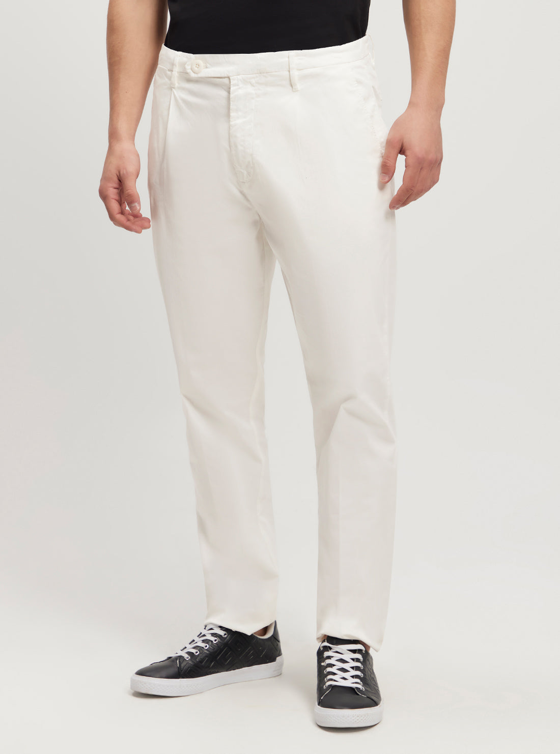 GUESS White Noah Mid-Rise Chino Pants front view