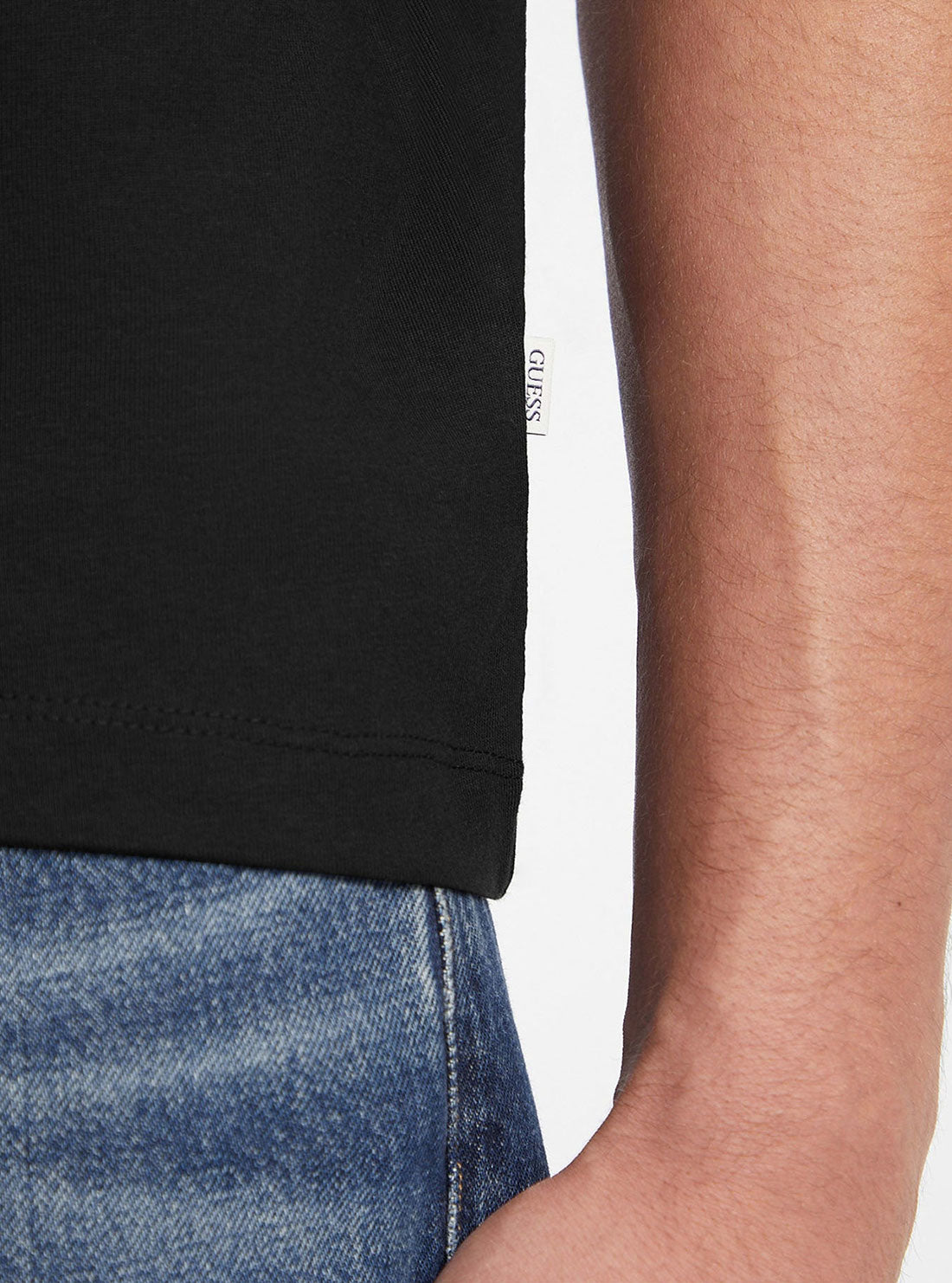 Guess Jeans Black Logo T-Shirt detail view