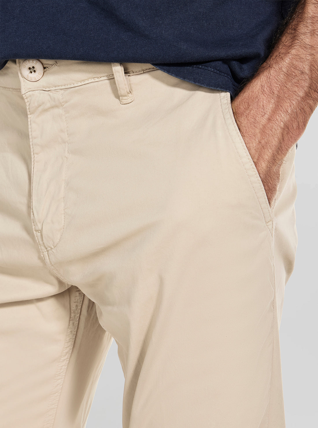 GUESS Mens Beige Mid Rise Angels Chino Pants M5BB16WGXX2 Detail View
