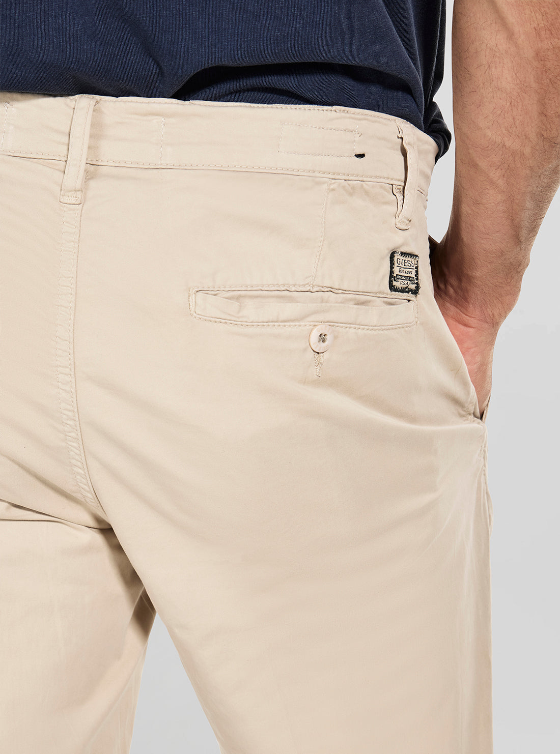 GUESS Mens Beige Mid Rise Angels Chino Pants M5BB16WGXX2 Detail View_2