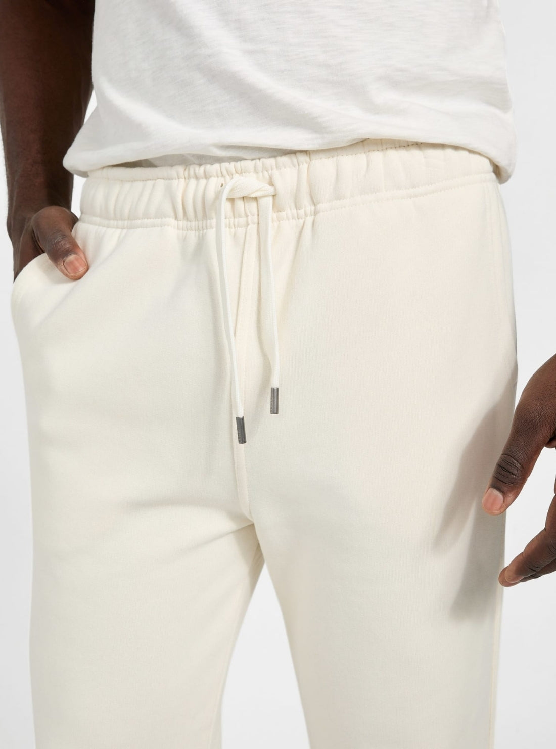 GUESS Mens Eco White 1981 Label Jogger Sweatpants M5BB97K9V31 Detail View