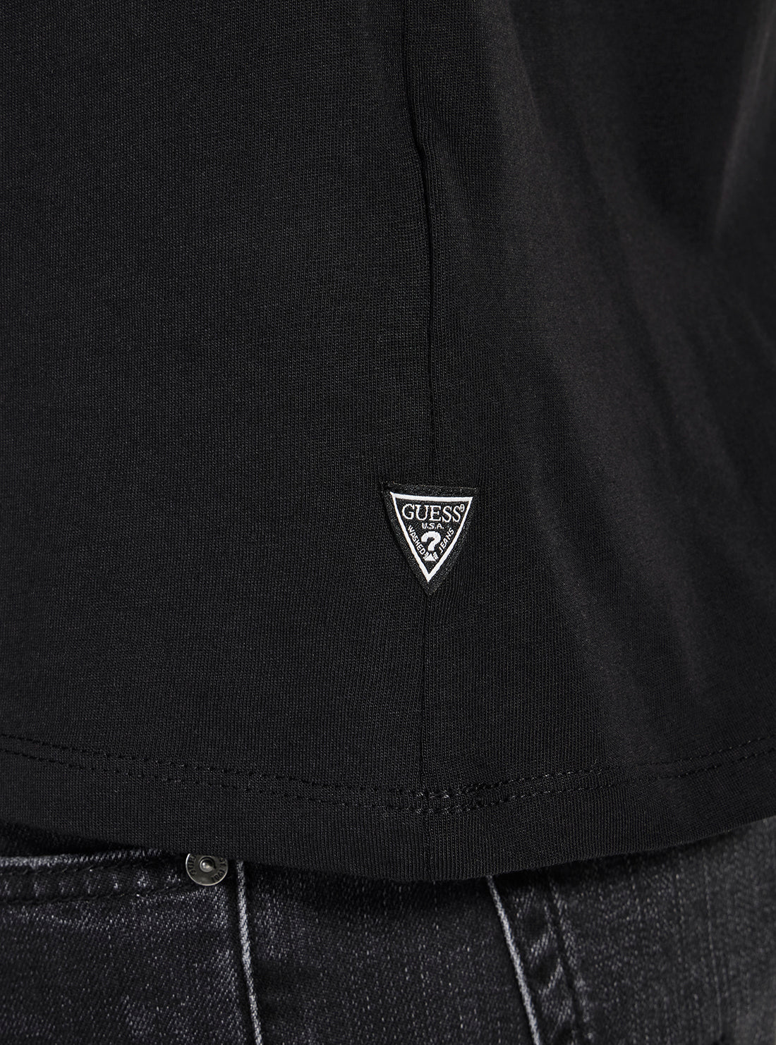 GUESS Mens Black Quattro G T-Shirt M5BI76I3Z14 Detail View