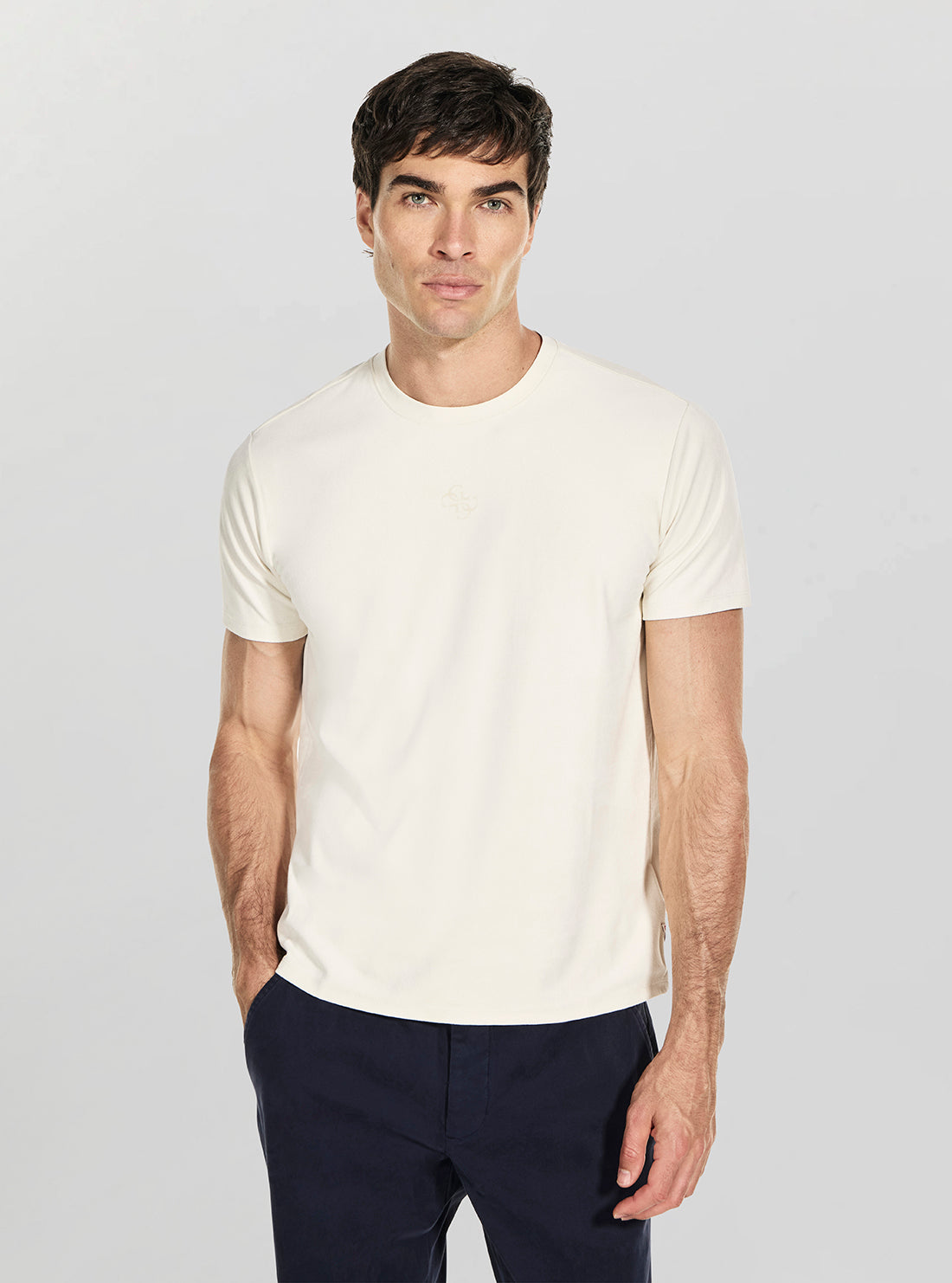 GUESS Mens Beige Garrett Quattro G T-Shirt M5BP56KCFA0 Front View