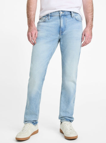 GUESS Mens Eco Mid Rise Regular Fit Finnley Tapered Jeans in Light Wash M5GAS2D4Z86 Front View