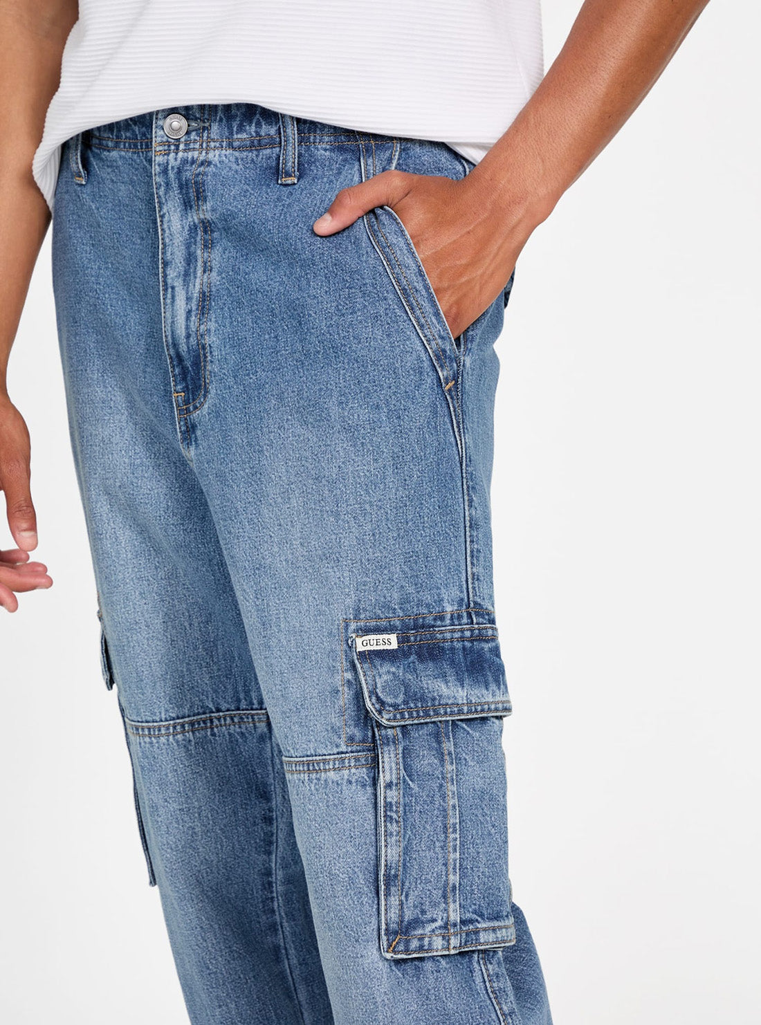 GUESS Mens Blue Owen Cargo Denim Pants M5GAT5D5QG0 Detail View