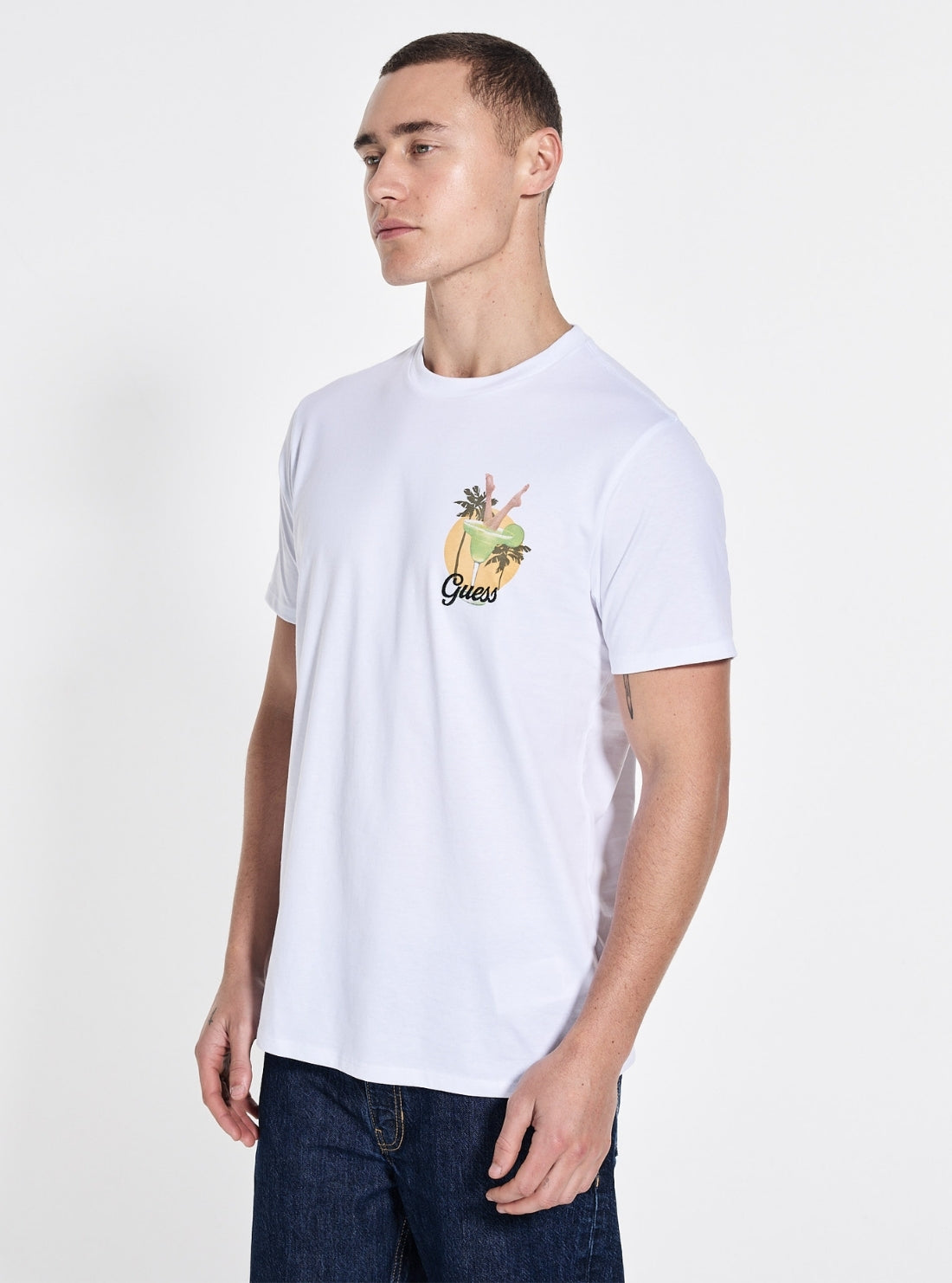 GUESS Mens White Basic Pacific Beach Club T-Shirt M5GI58KBW41 Front Side View