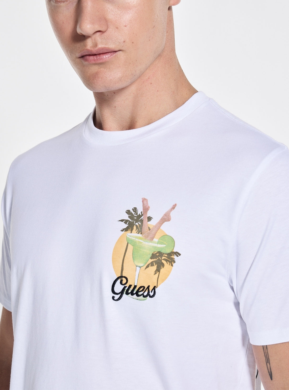 GUESS Mens White Basic Pacific Beach Club T-Shirt M5GI58KBW41 Detail View