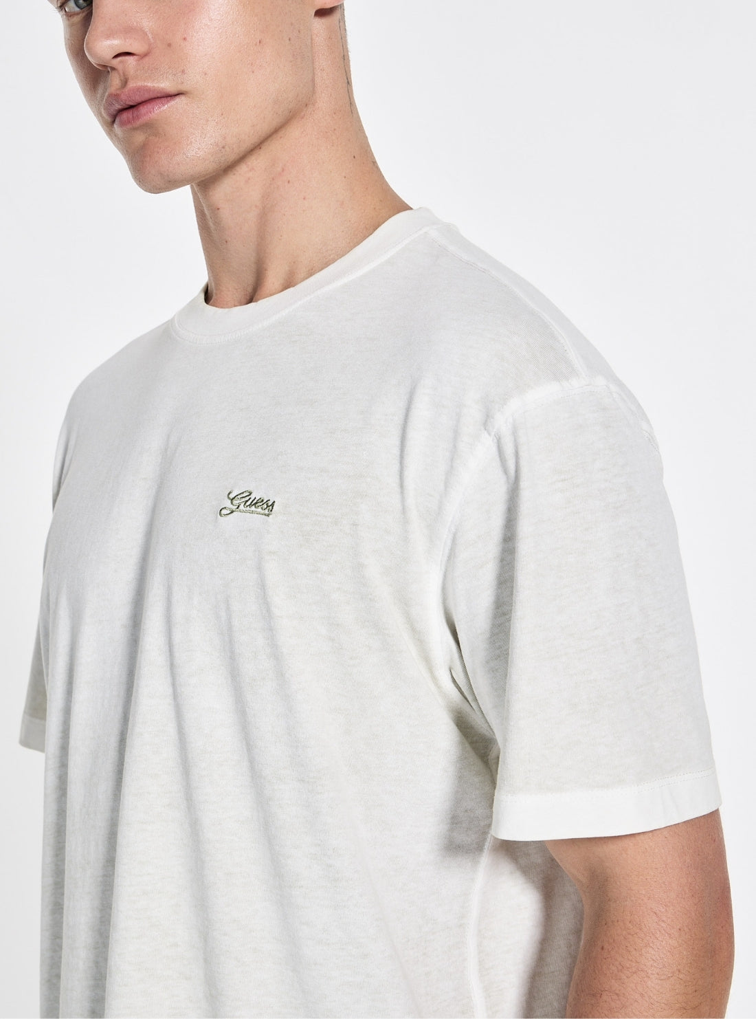 GUESS Mens Green Inside Spray T-Shirt M5GI70I3Z14 Detail View