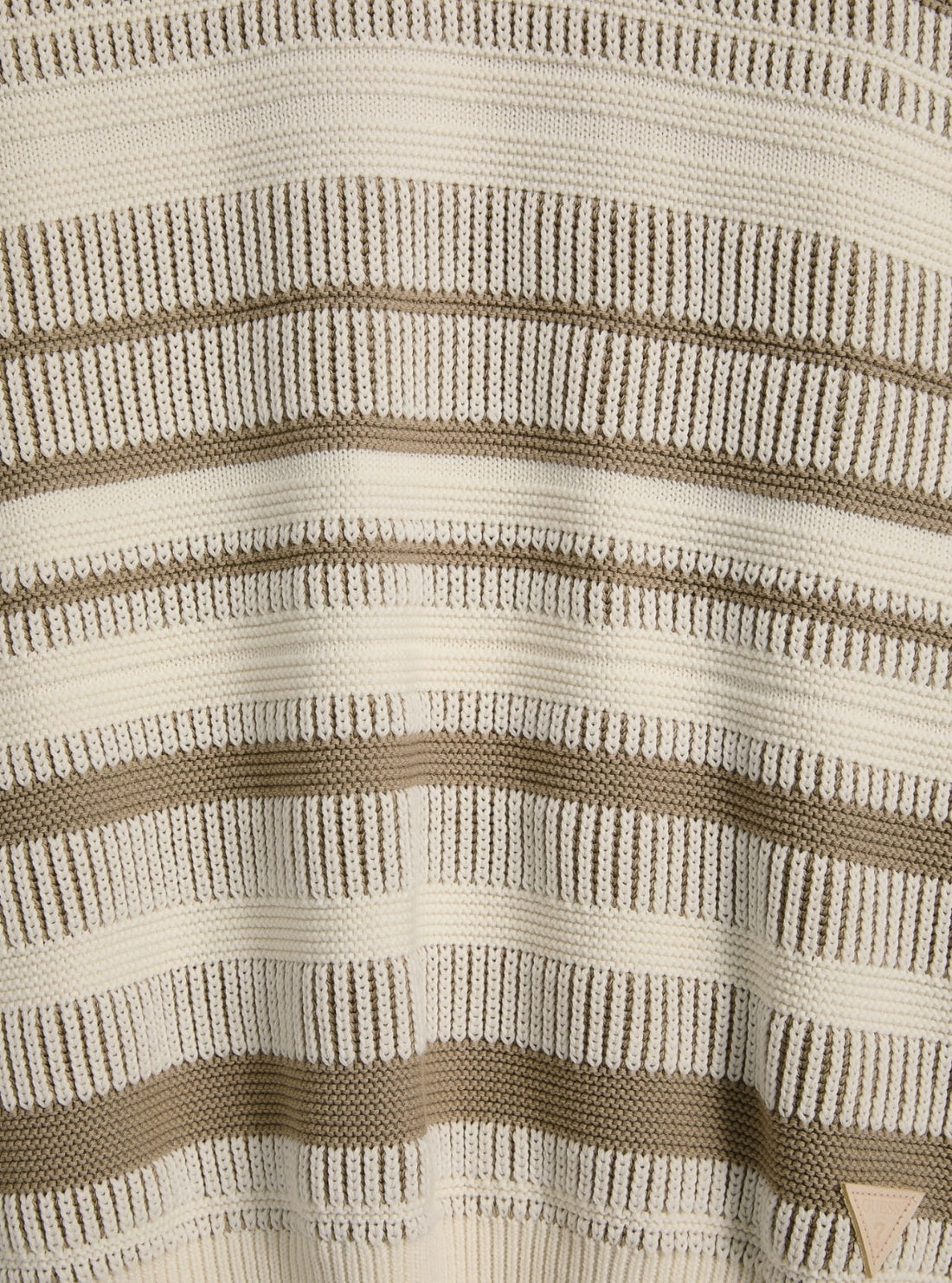 GUESS Mens Multi Giffard Striped Stitch Vest M5GR07Z3MI1 Detail View_2