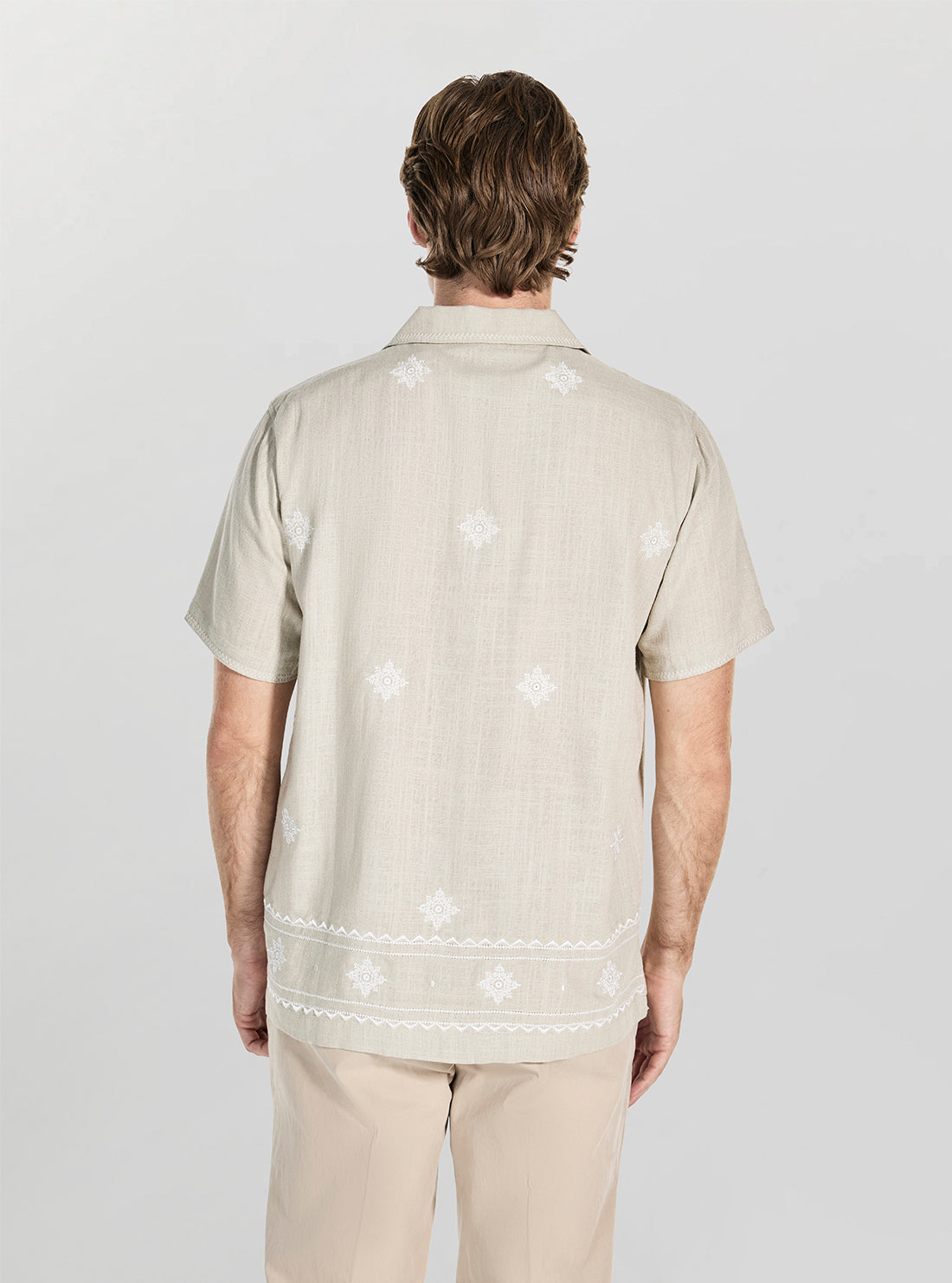 GUESS Mens Beige Mosley Embroidered Shirt M5YH47WH350 Back View