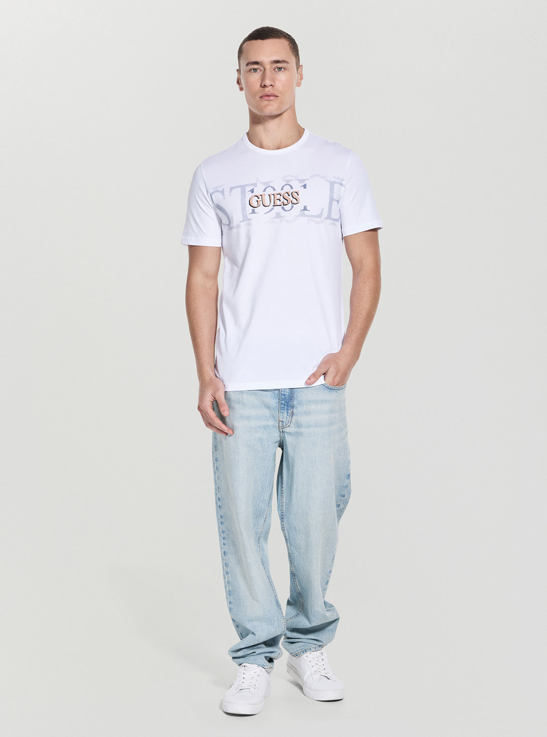 GUESS Mens White Guess Chest Box T-Shirt M5YI14I3Z14 Full View