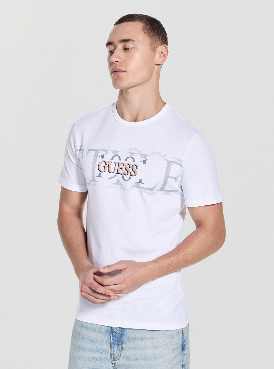 GUESS Mens White Guess Chest Box T-Shirt M5YI14I3Z14 Front View_2