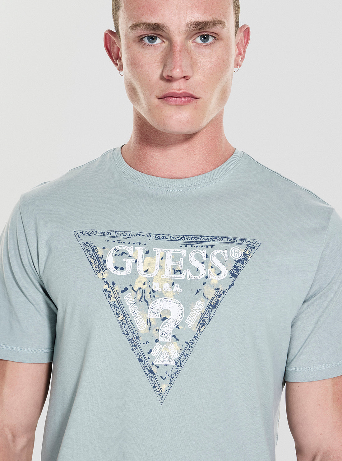GUESS Mens Grey Guess Triangle T-Shirt M5YI15I3Z14 Detail View