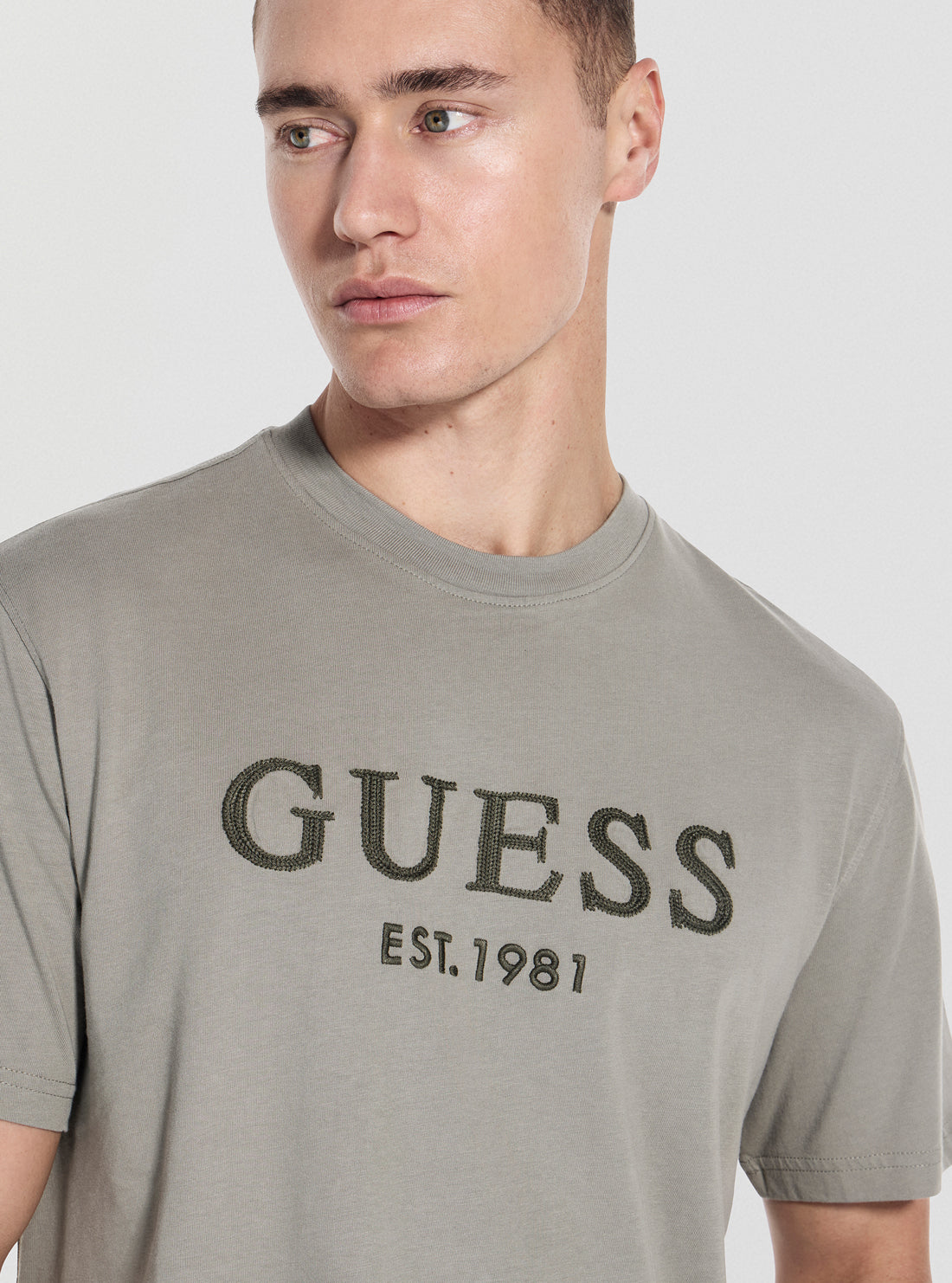 GUESS Mens Green Guess Box Logo T-Shirt M5YI17I3Z14 detail View