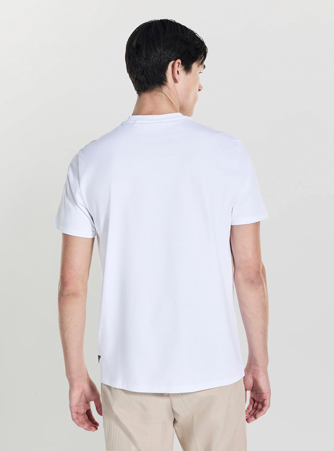 GUESS Mens White Basic Guess Embroidery Logo T-Shirt M5YI41KBW41 Back View