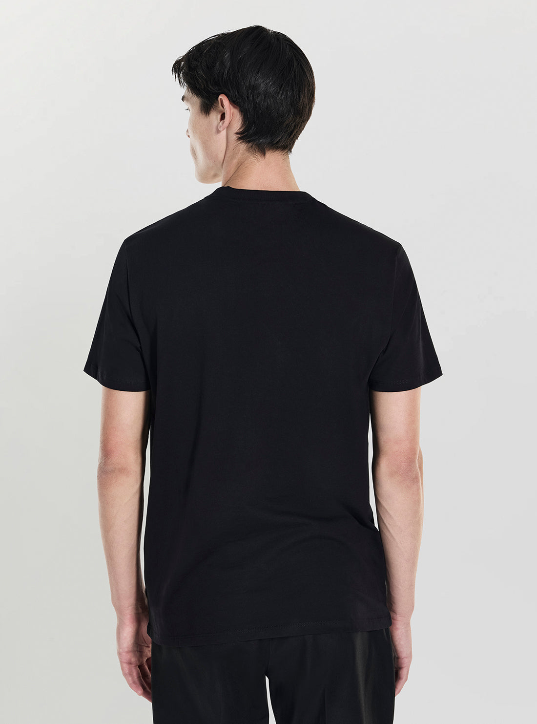 GUESS Mens Black Basic Guess Embroidery Logo T-Shirt M5YI41KBW41  Back View