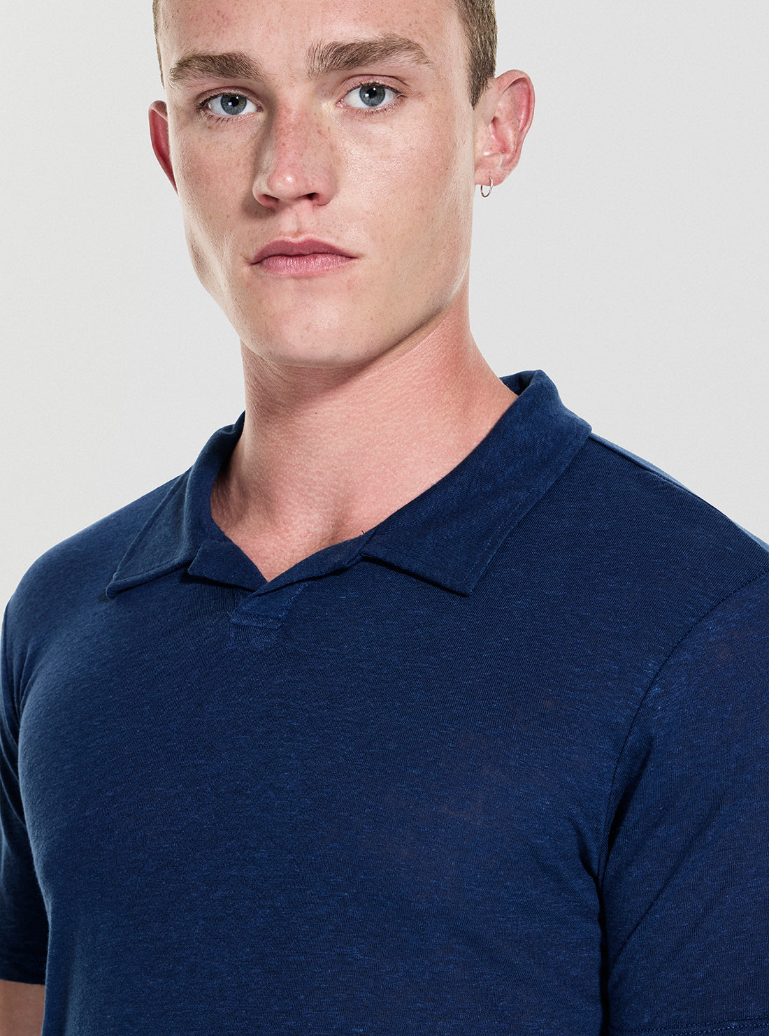 GUESS Mens Blue Leon Linen Polo Shirt M5YP17KCWK0 Detail View