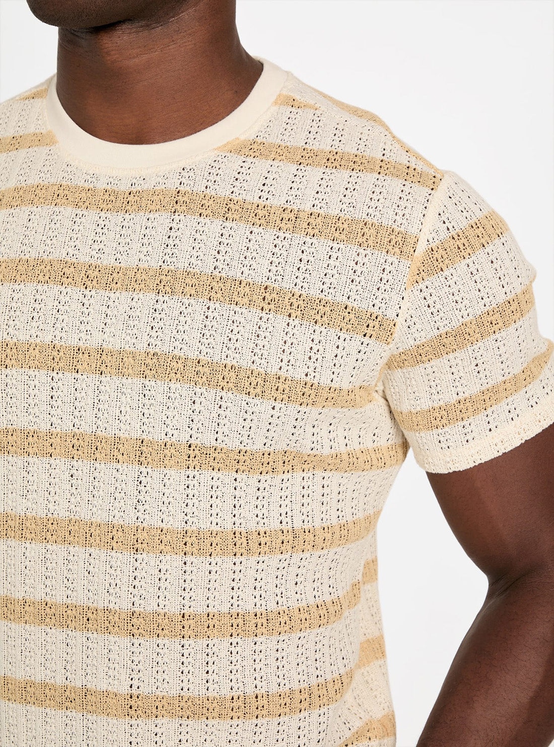 GUESS Mens Beige Elon Textured Striped T-Shirt M5YP21KCRG0 Detail View