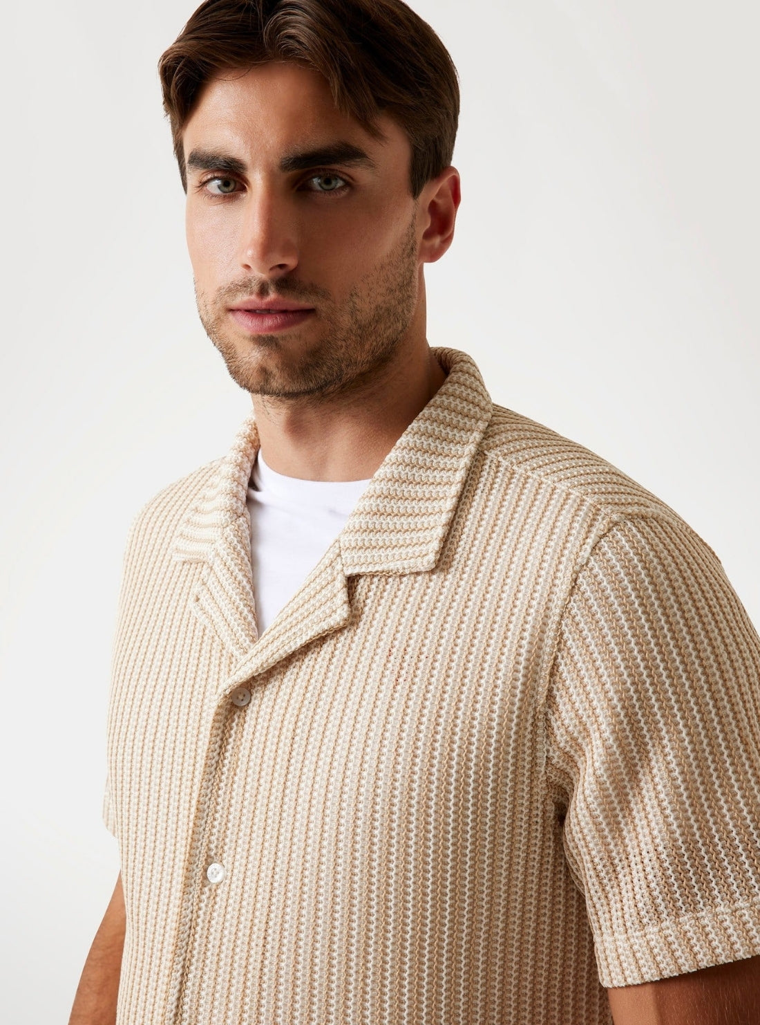 GUESS Mens Beige Larson Knitted Shirt M5YP24KCWZ0 Detail View