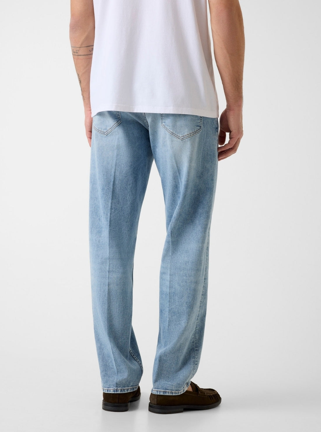 GUESS Mens Mid-Rise Damon Jeans in Light Wash M6GA82D1090 Back View