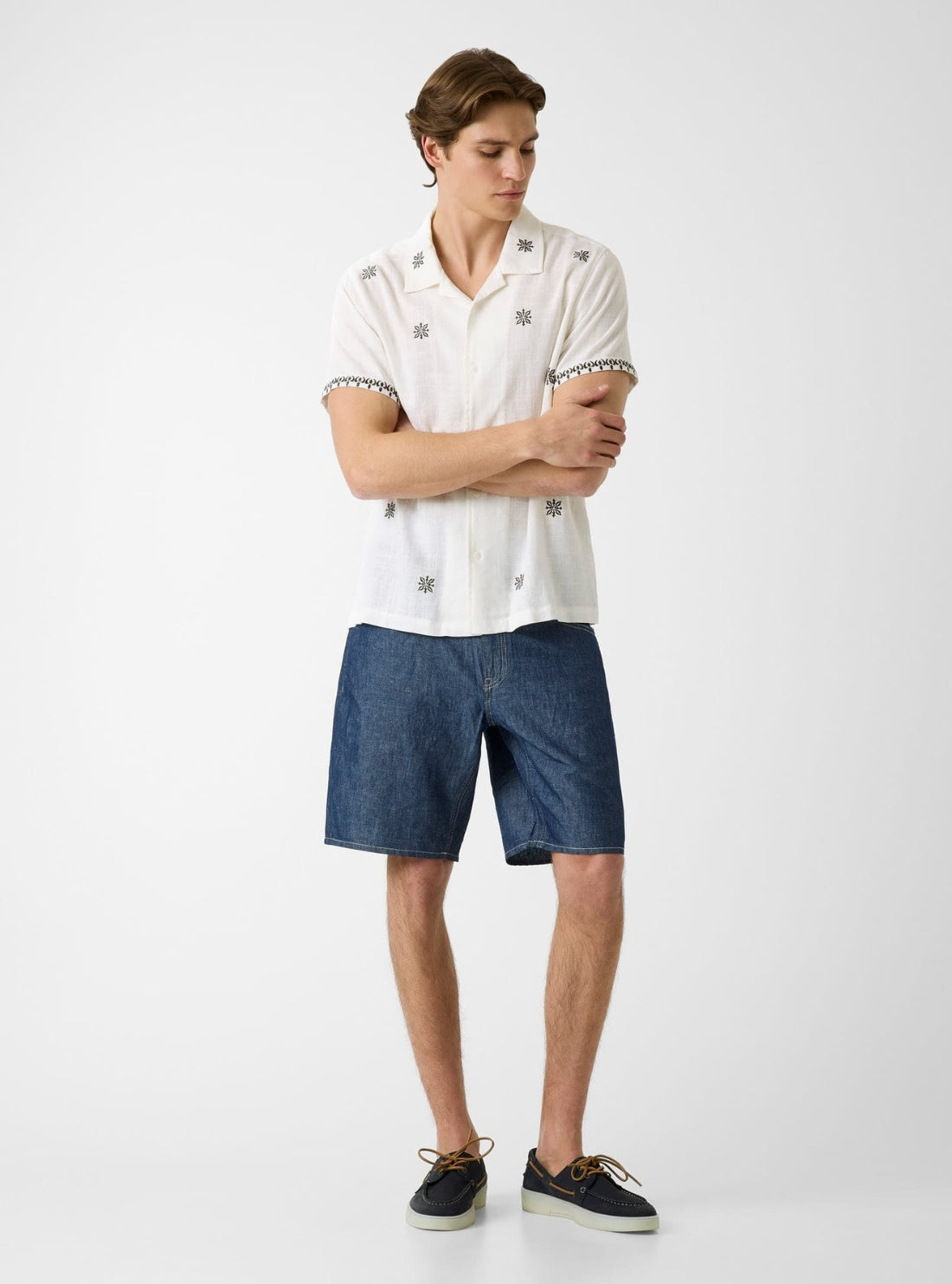 GUESS Mens Blue Jerome Denim Shorts M6GDV7D0765 Full View