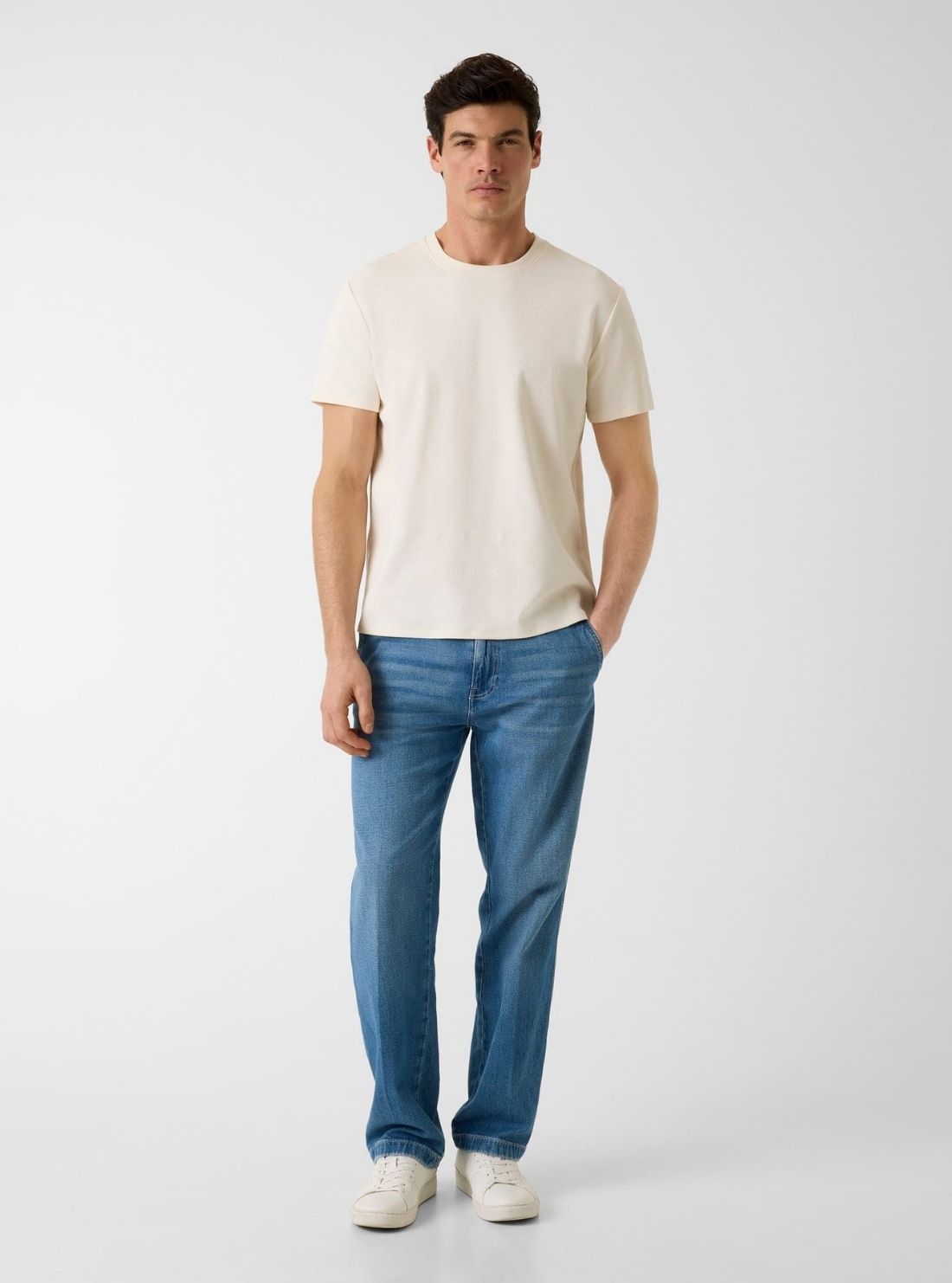 GUESS Mens Peony Logo Cream Nico Knit T-Shirt M6GP26K3177 Full View