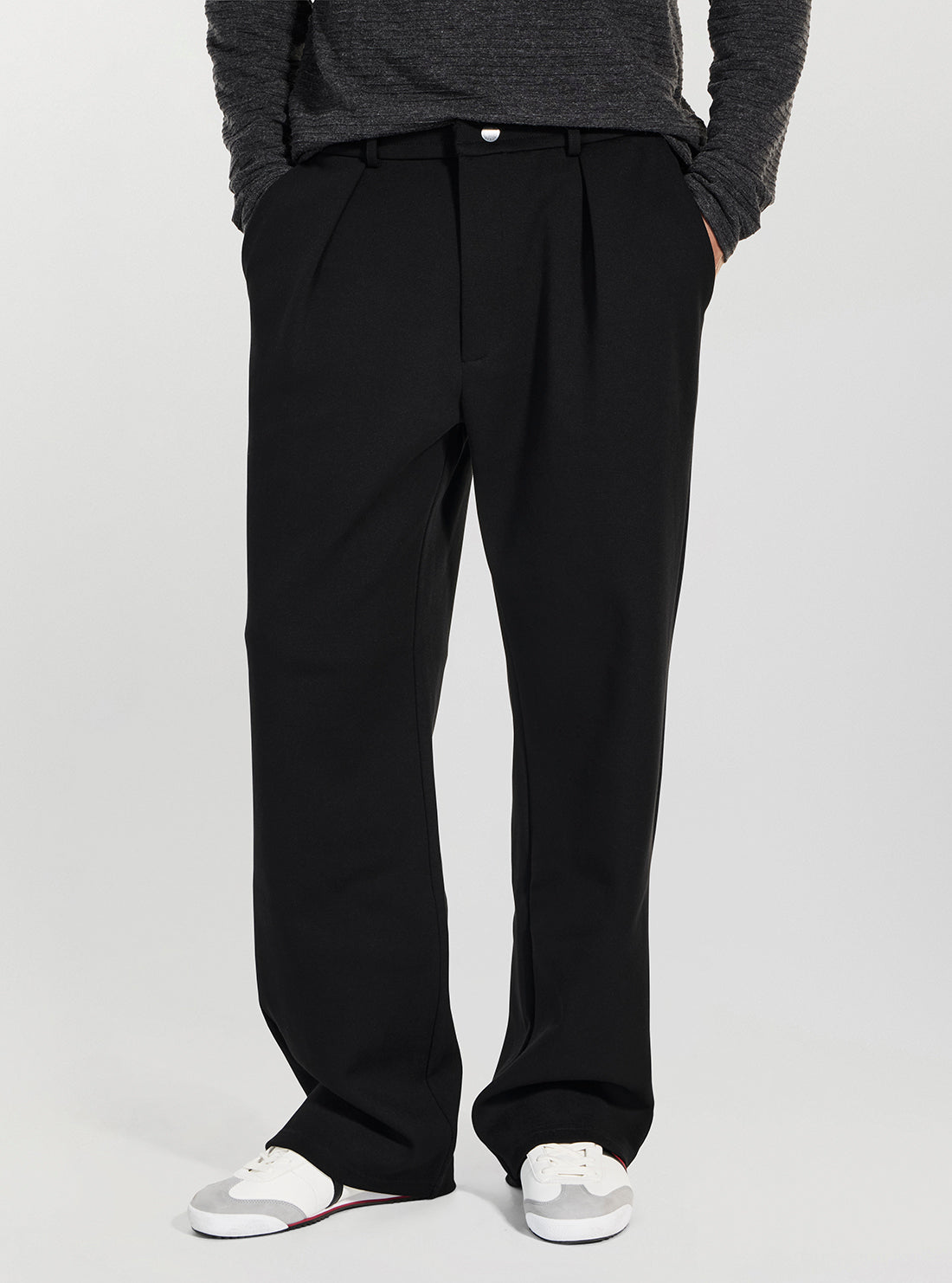 GUESS Mens Black Straight Leg Logo Patch Pants M6RB52KD271 Front View