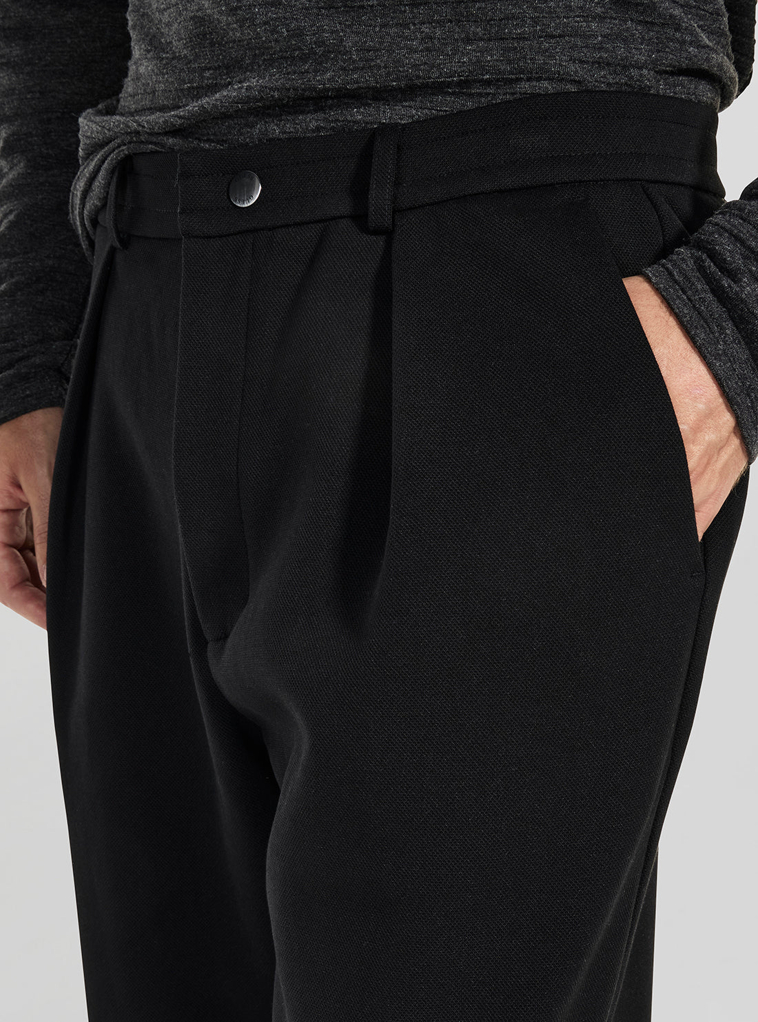 GUESS Mens Black Straight Leg Logo Patch Pants M6RB52KD271 Detail View