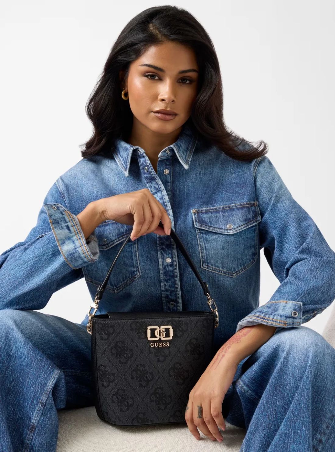 GUESS Womens Black Logo Karnilla Logo Bucket Bag OS990101 Model View
