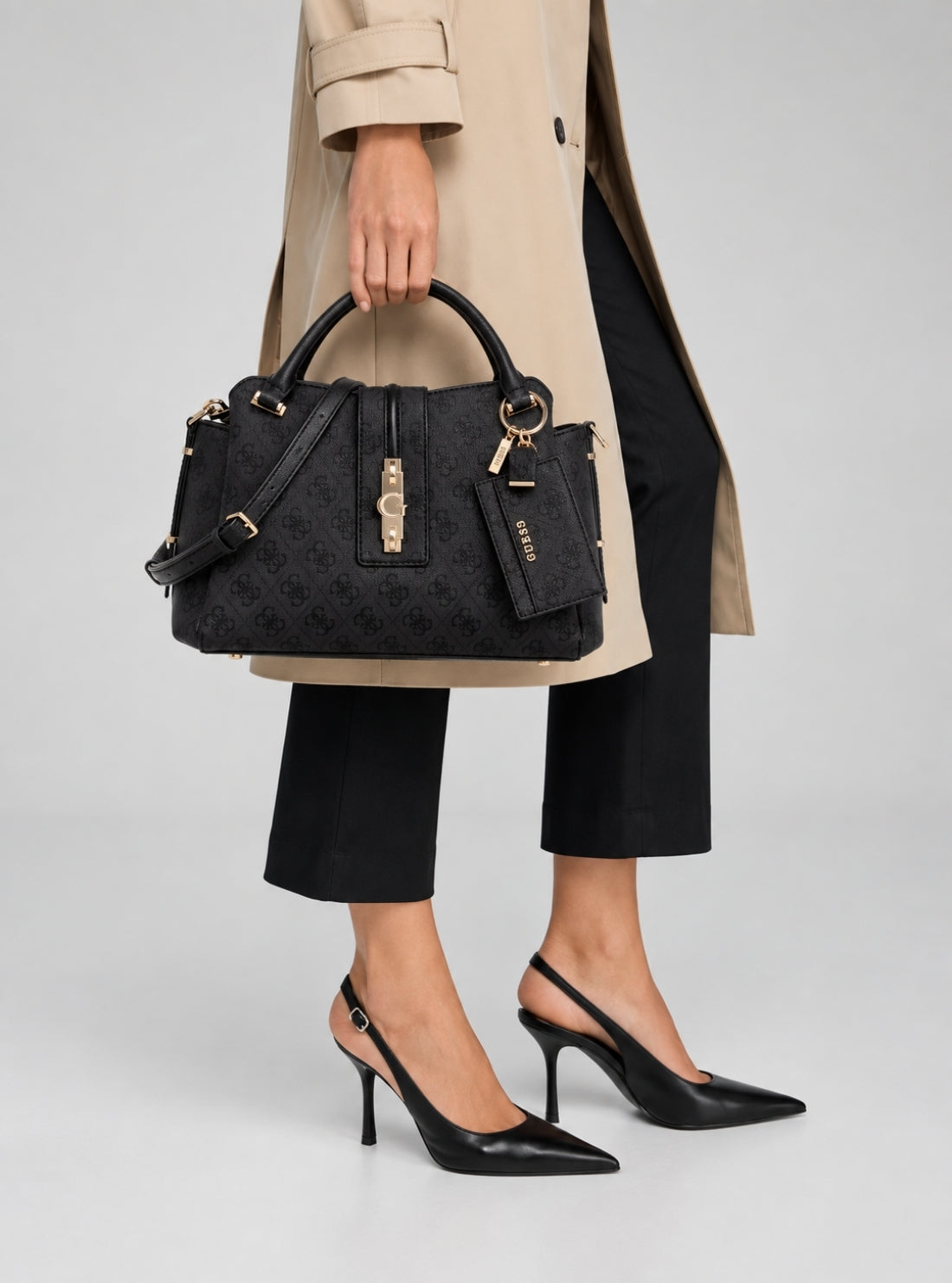 GUESS Womens Black Logo Yvonne Girlfriend Satchel Bag SG237806 Model View