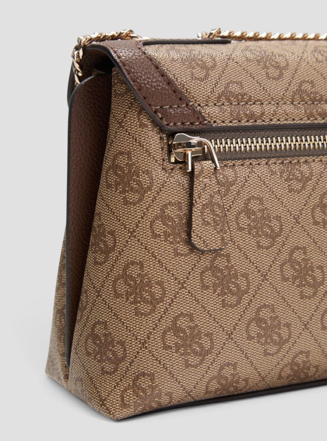 GUESS Womens Brown Logo Lindsey Convertible Crossbody Flap Bag SG974921 Detail View