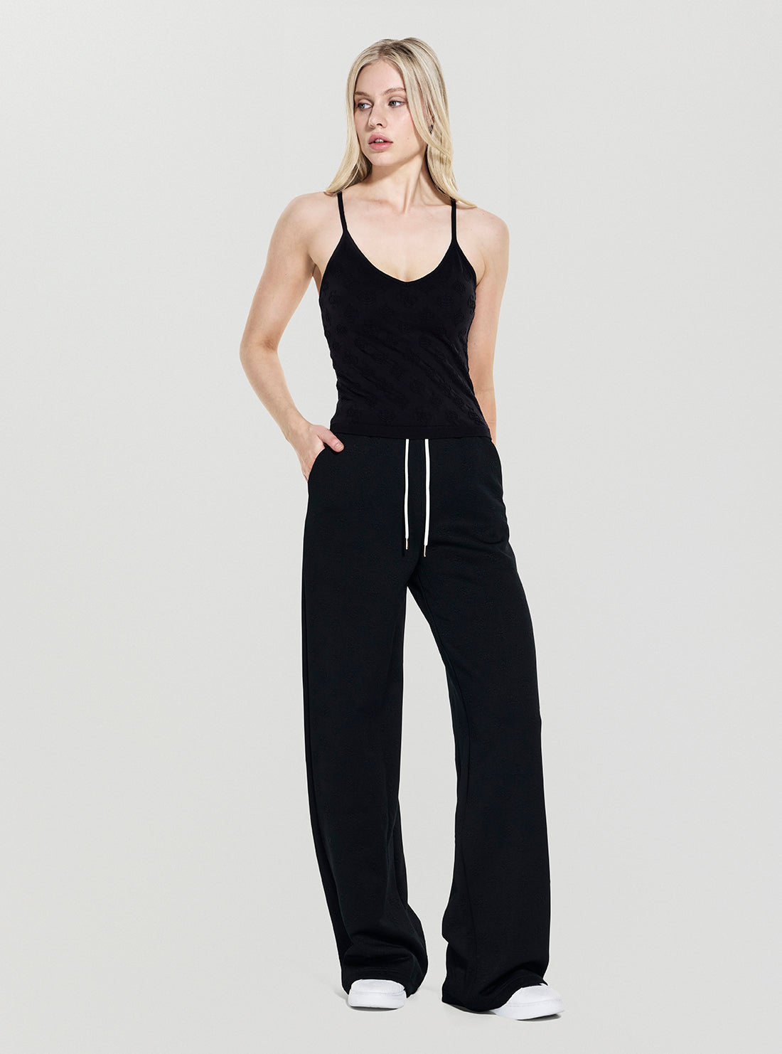 GUESS Womens Black Peony Seamless Active Top V5YP05Z3OA0 Full view