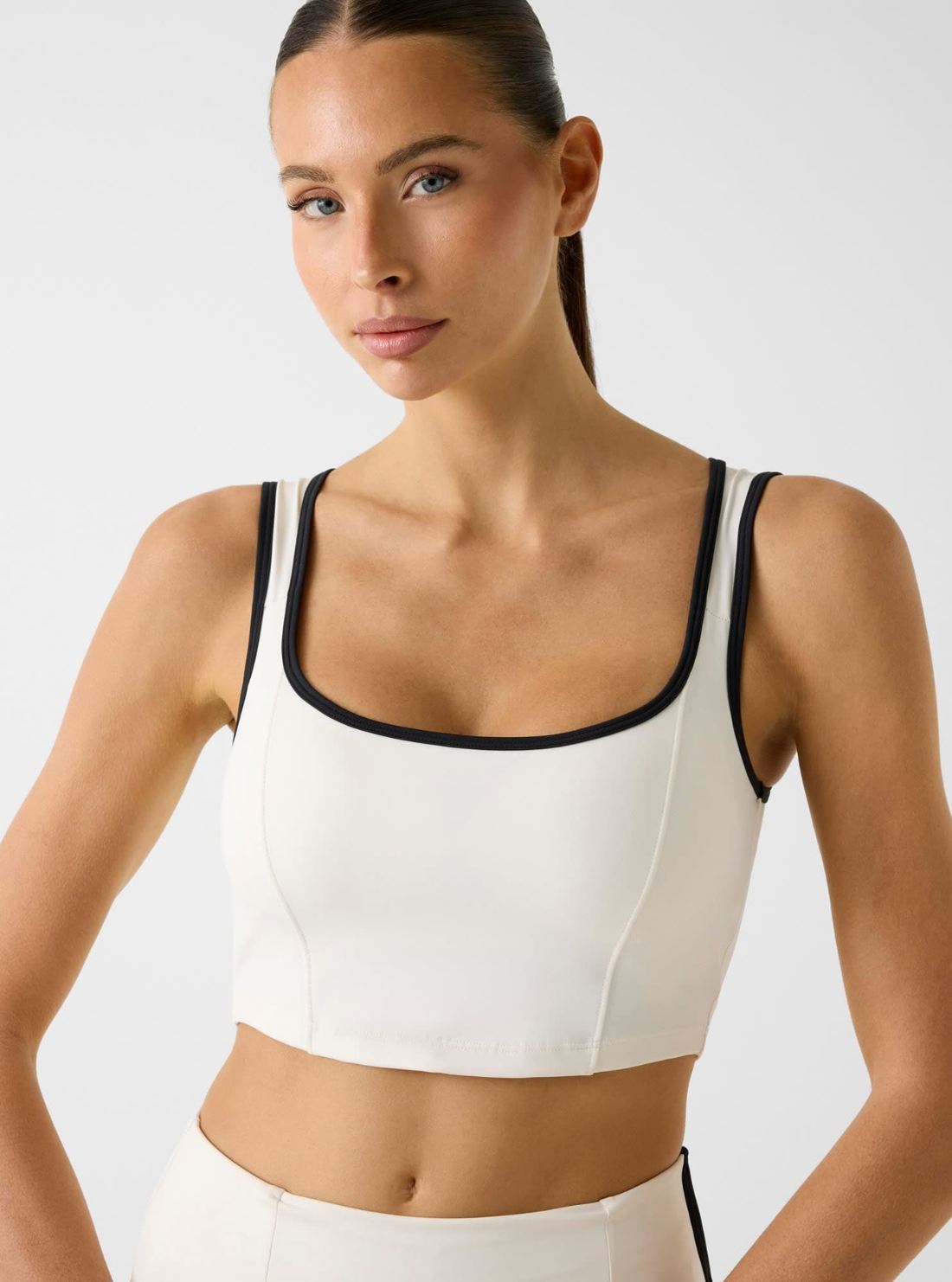 GUESS Womens White Sarah Fix Cropped Top V6GP09K2999 Detail View