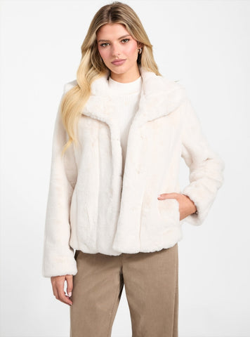 GUESS Womens White Sophy Faux-Fur Jacket W0BL0NWDCH0 Front View