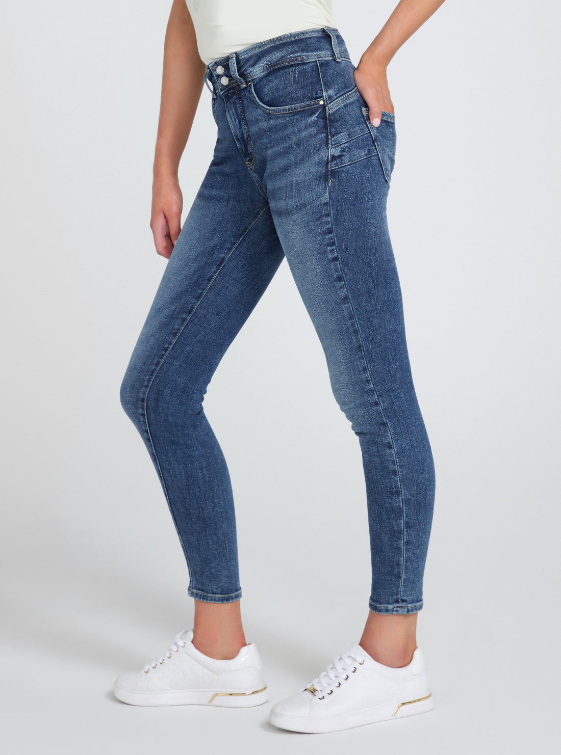 Mid-Rise Shape Up Denim Jeans in Biosphere Wash